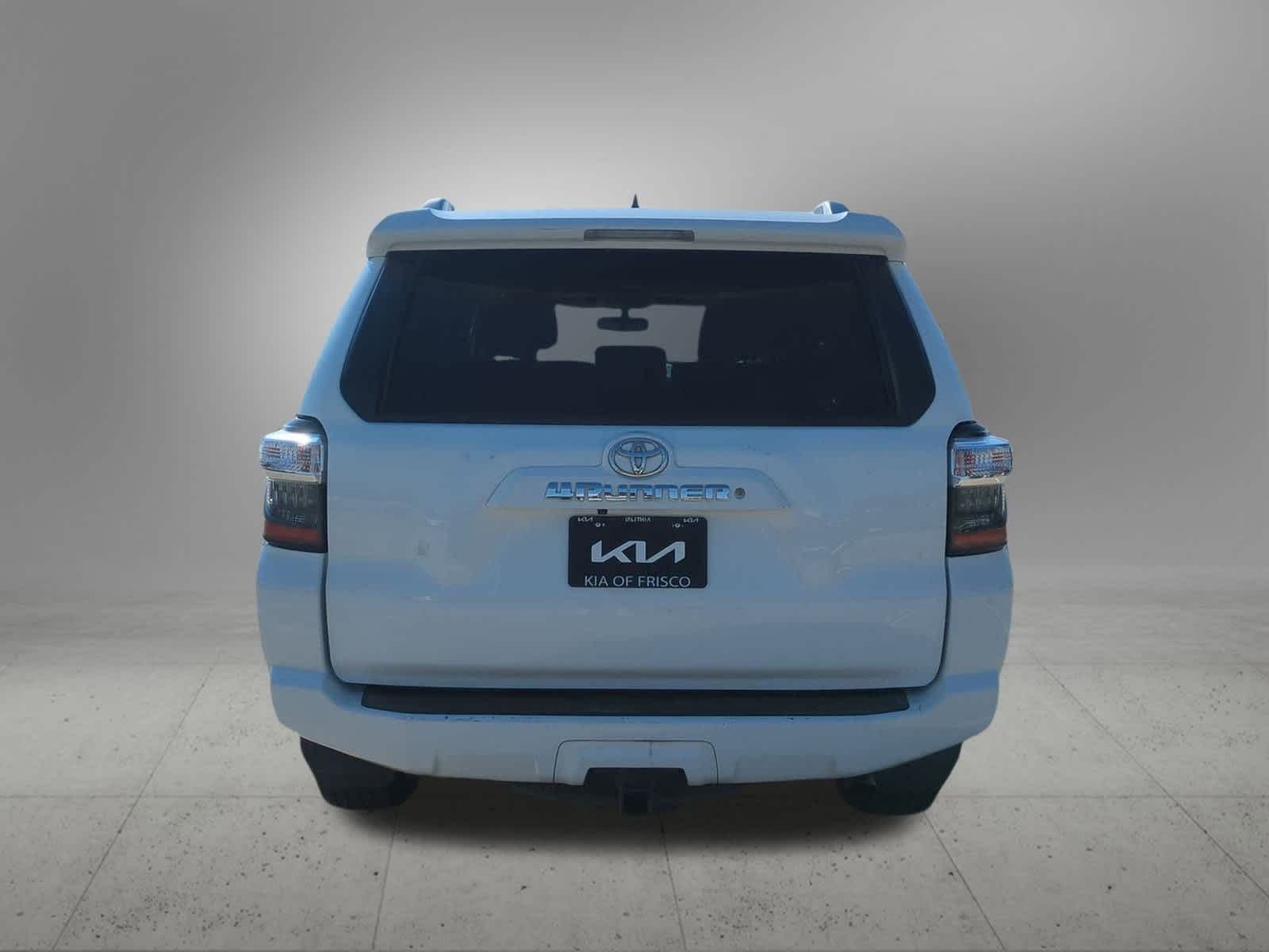 Thumbnail: 2014 Toyota 4Runner - 5