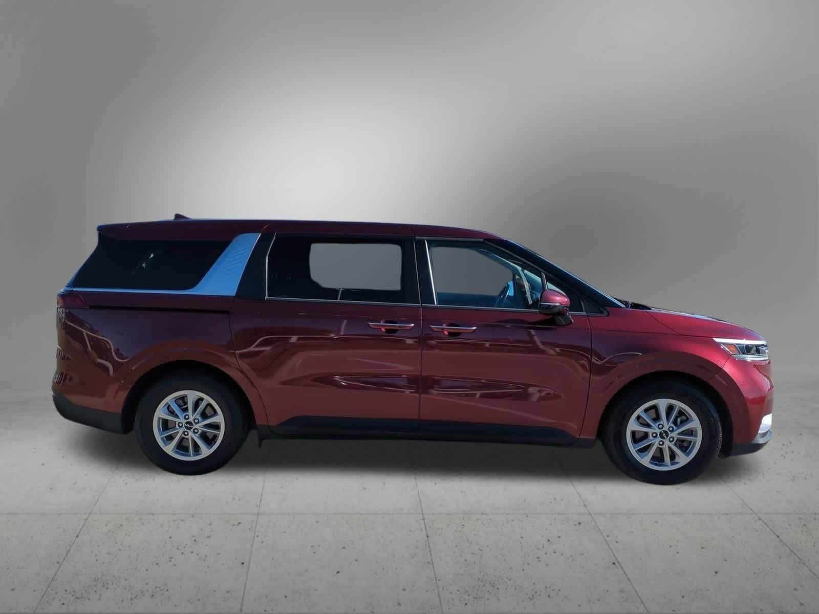 Thumbnail: 2024 Kia Carnival - 7