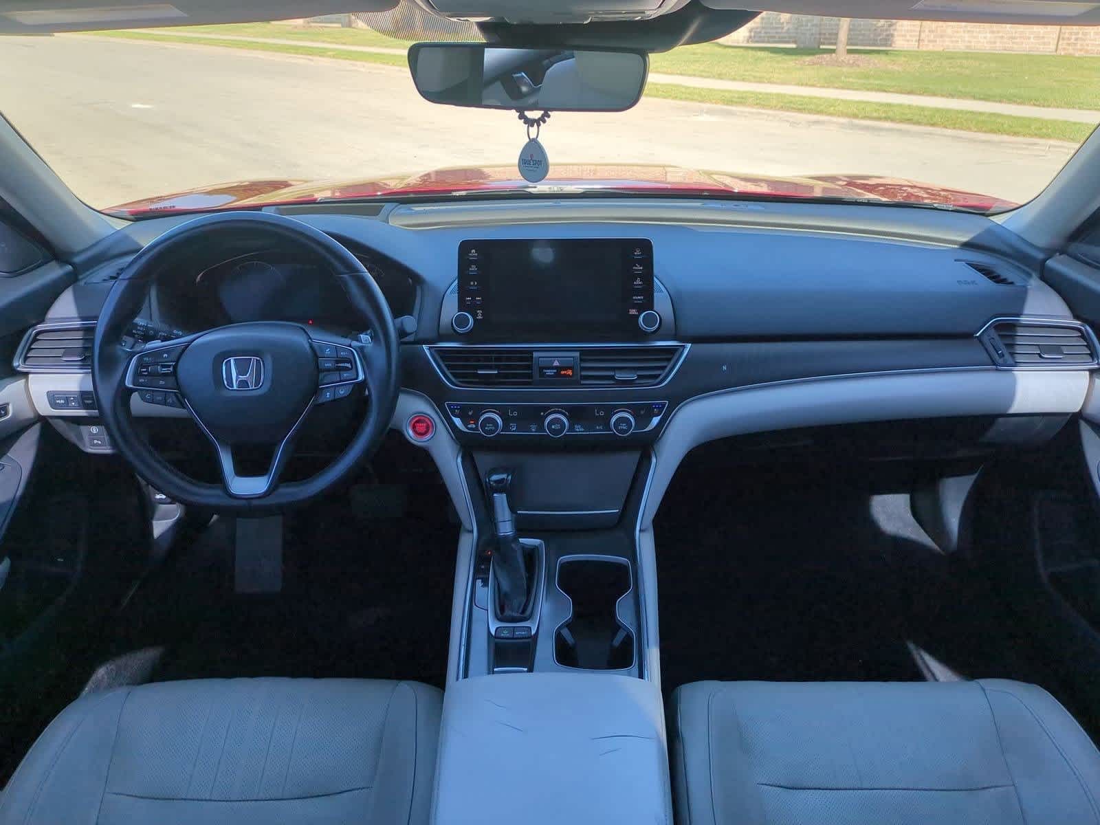 Thumbnail: 2018 Honda Accord - 15