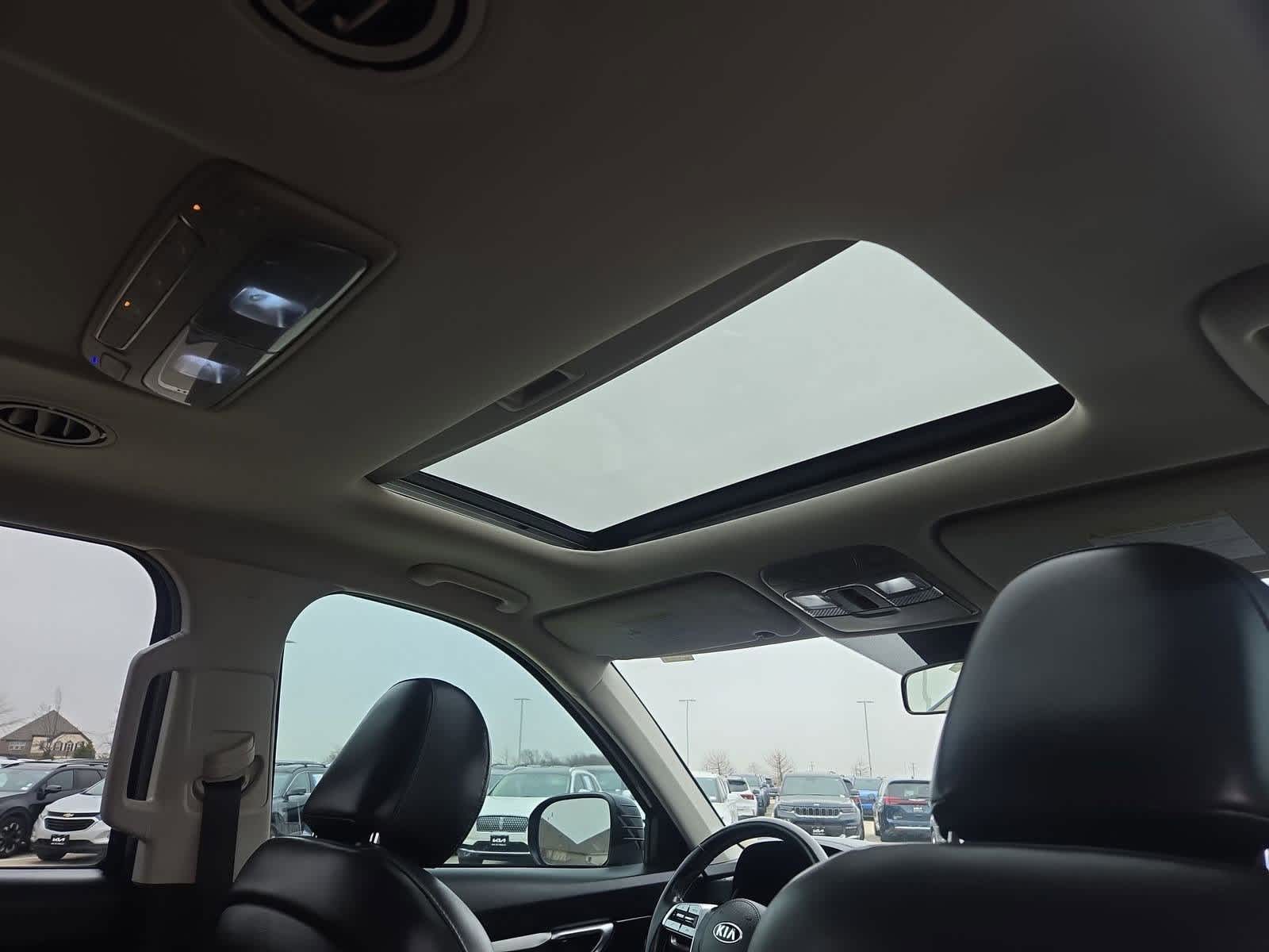 Thumbnail: 2021 Kia Telluride - 21