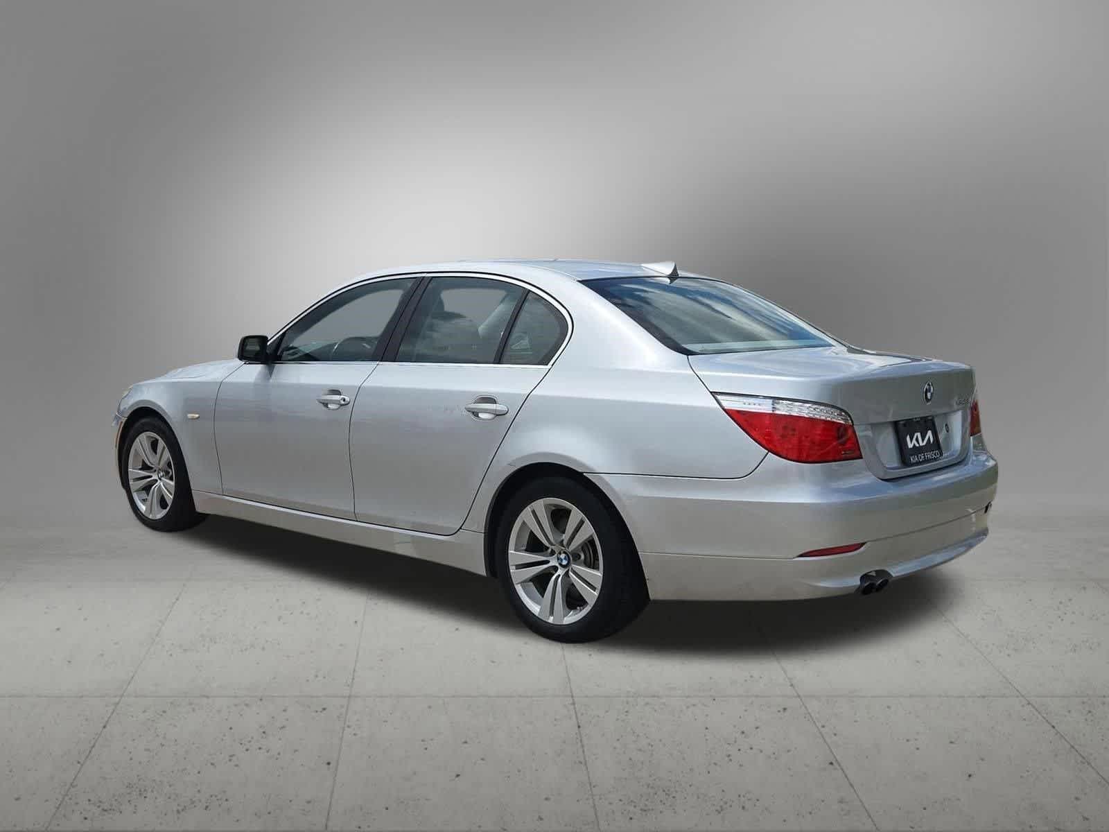 Thumbnail: 2009 BMW 5 Series - 4