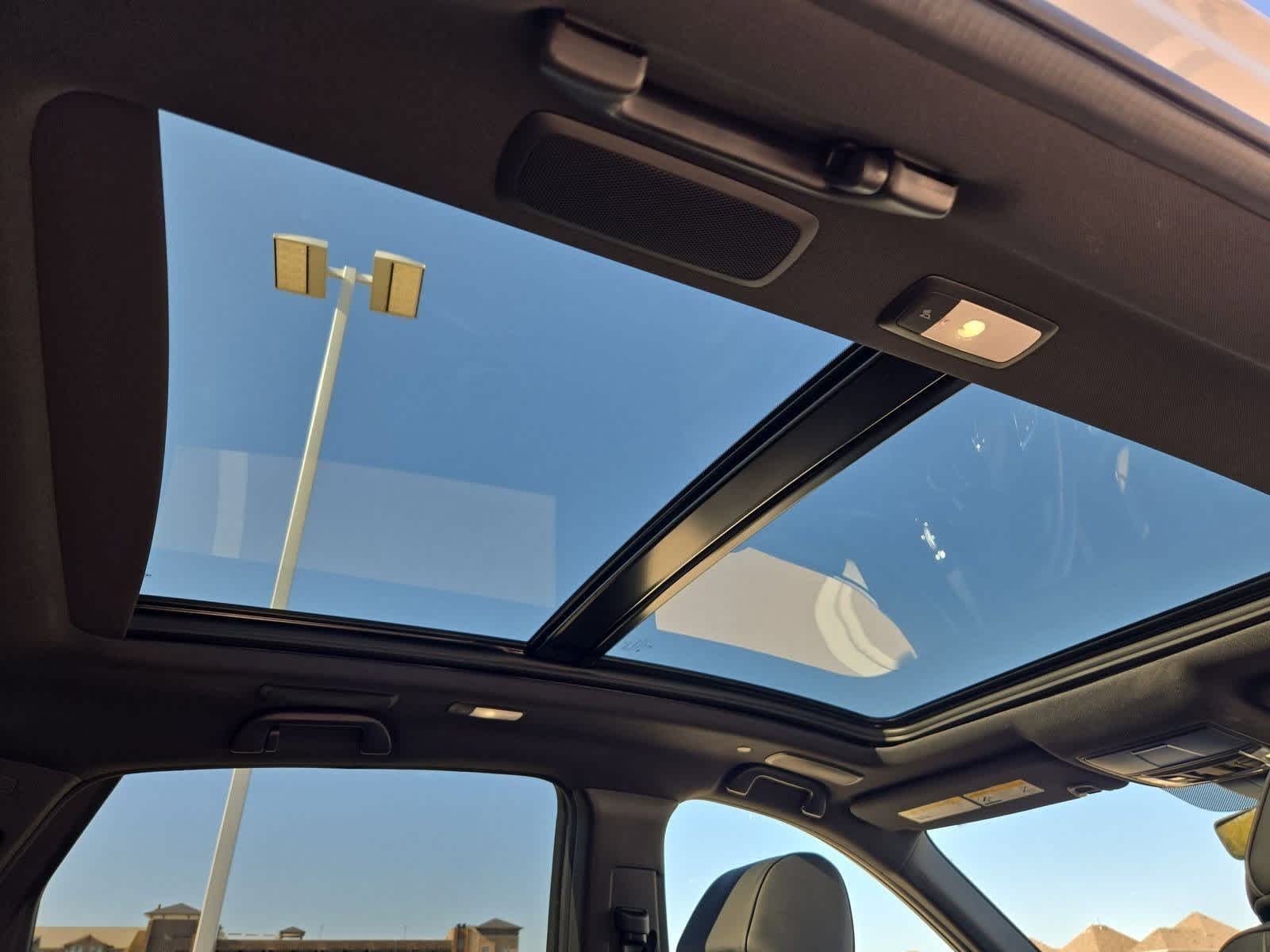 Thumbnail: 2023 Acura RDX - 21