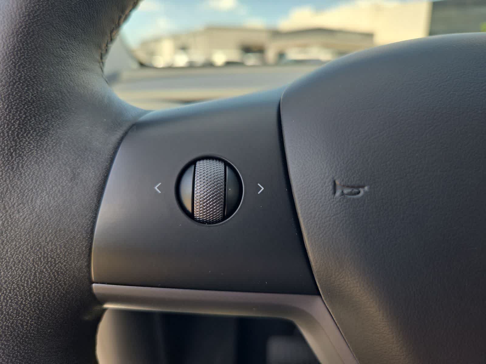 Thumbnail: 2023 Tesla Model Y - 20