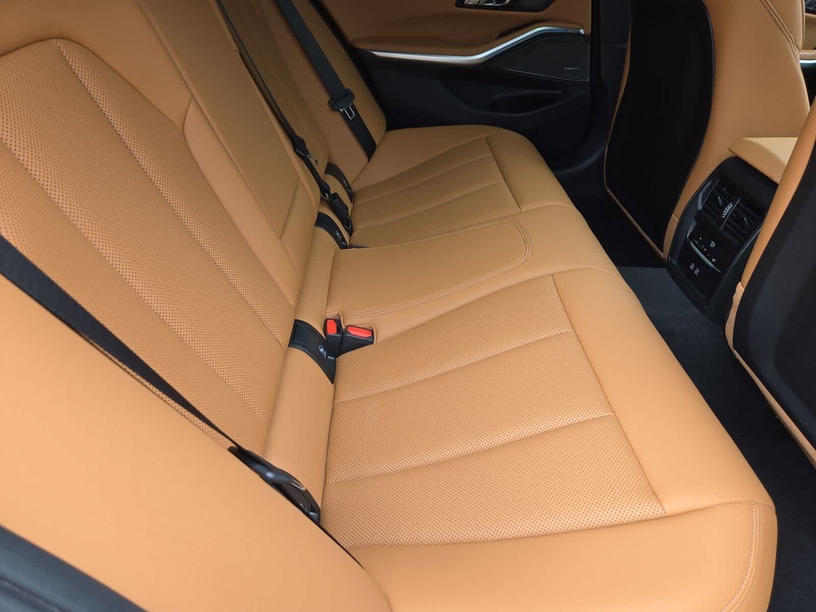 Thumbnail: 2025 BMW 3 Series - 19