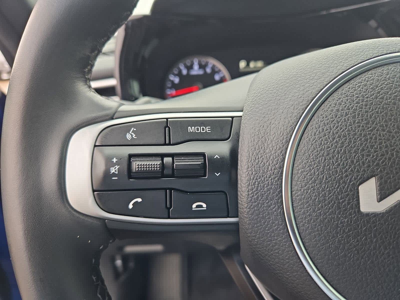 Thumbnail: 2022 Kia K5 - 24