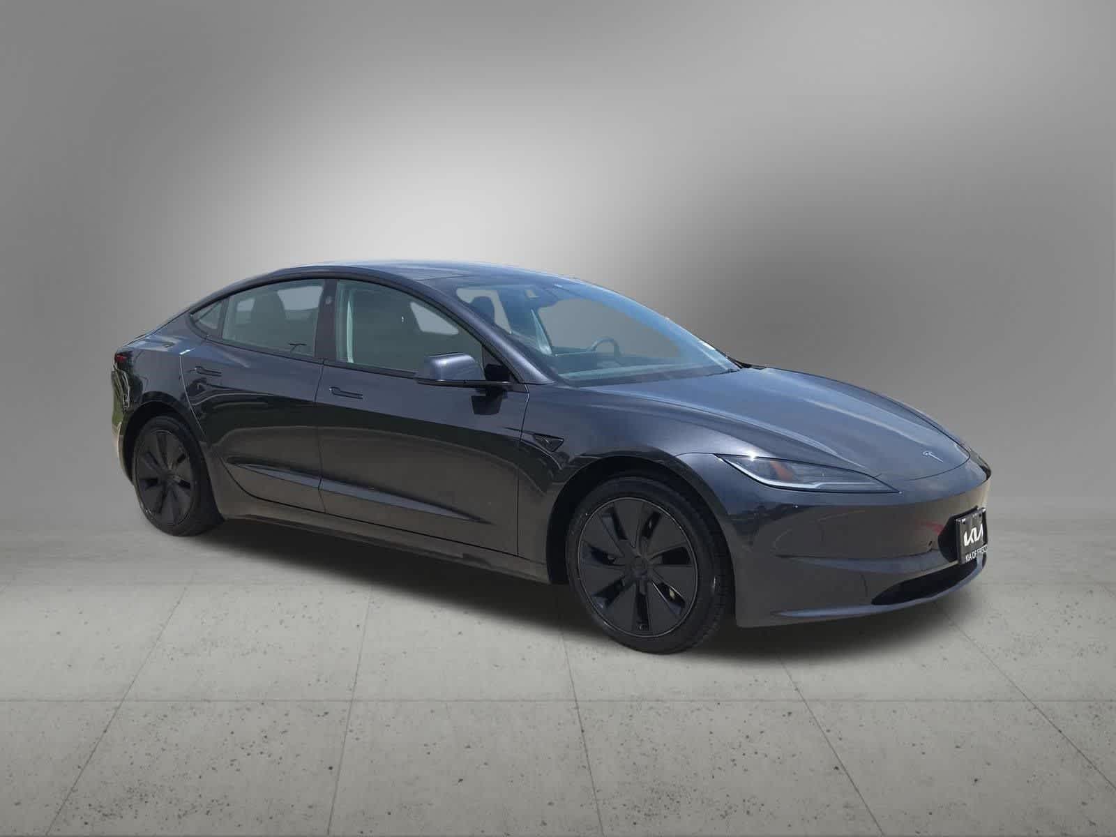 Thumbnail: 2025 Tesla Model 3 - 7