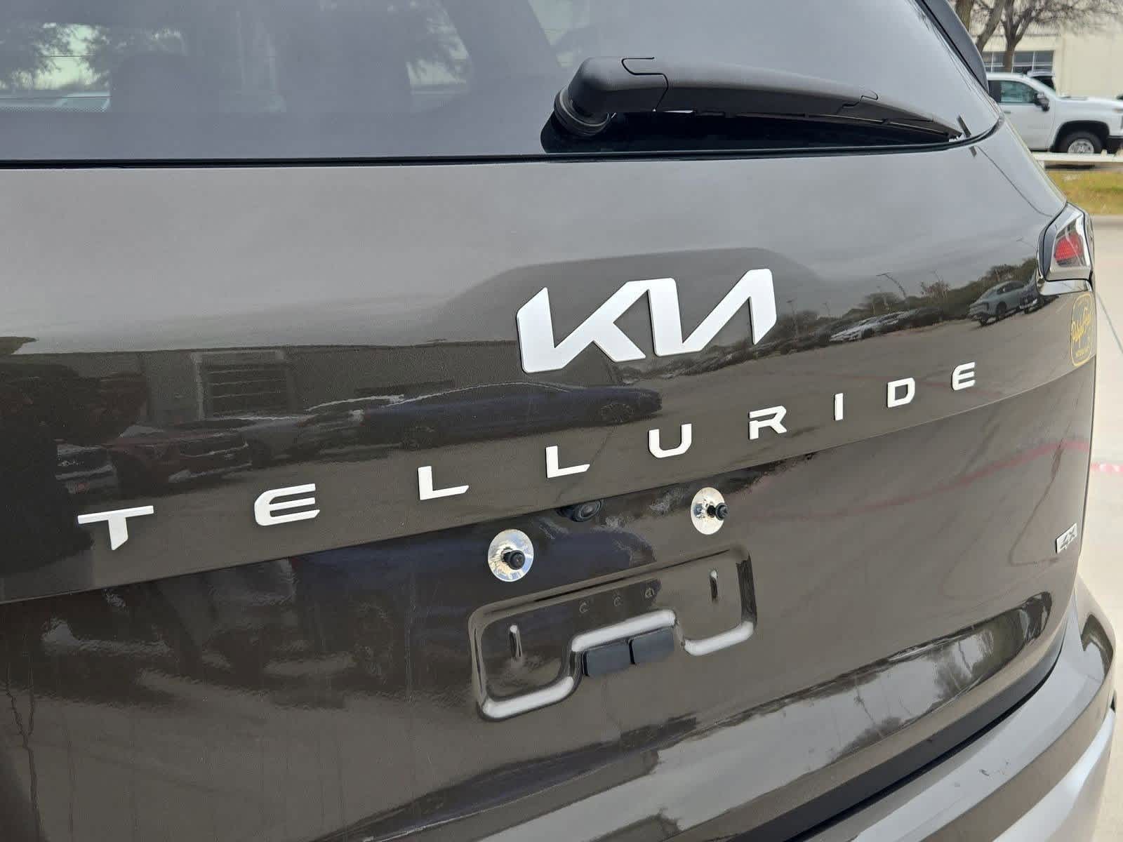 Thumbnail: 2023 Kia Telluride - 11