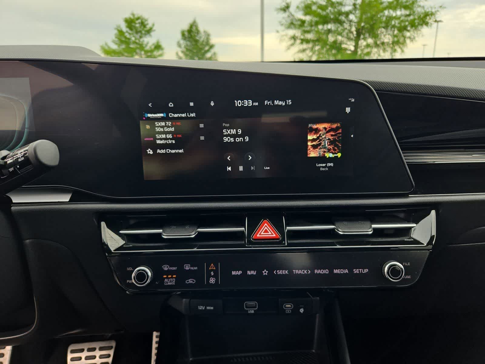 Thumbnail: 2023 Kia Niro - 28
