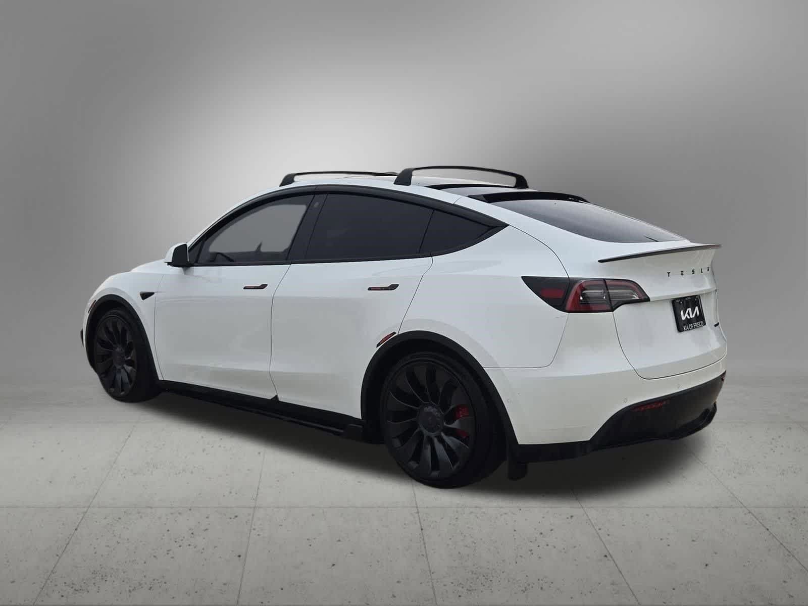 Thumbnail: 2022 Tesla Model Y - 4