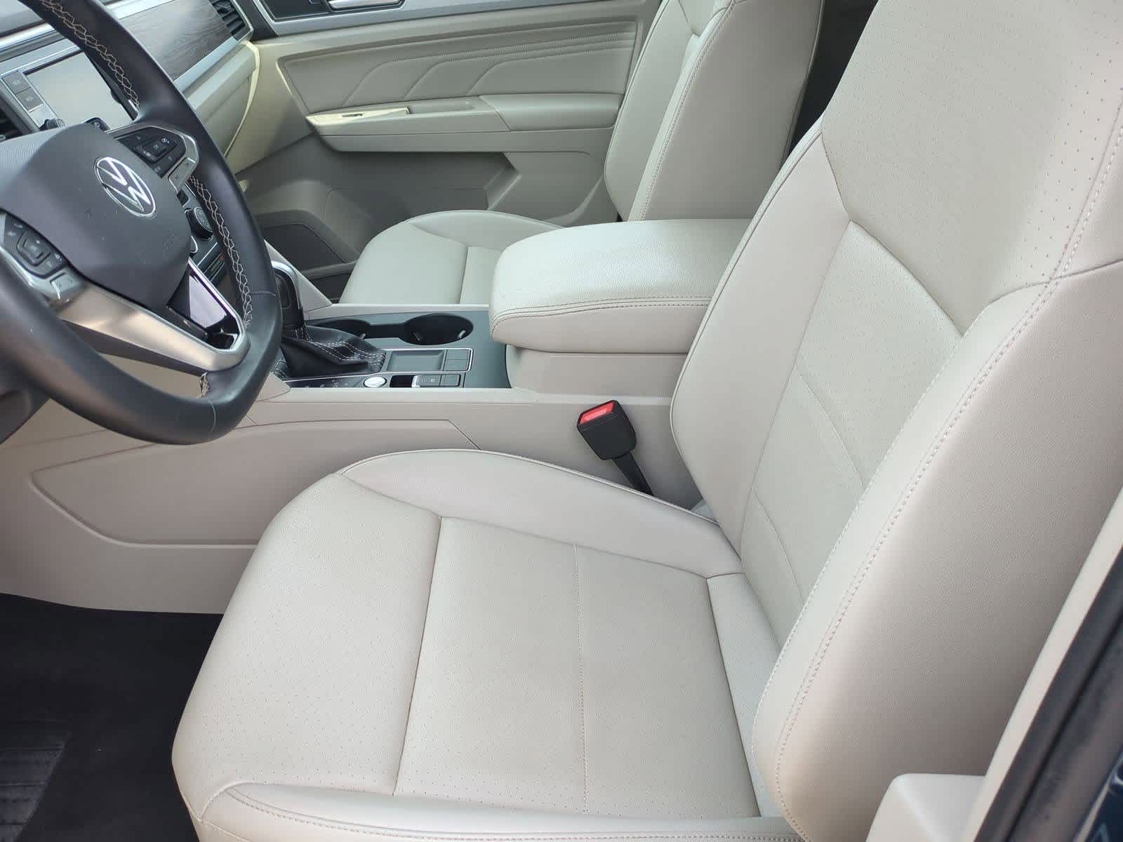 Thumbnail: 2022 Volkswagen Atlas - 15