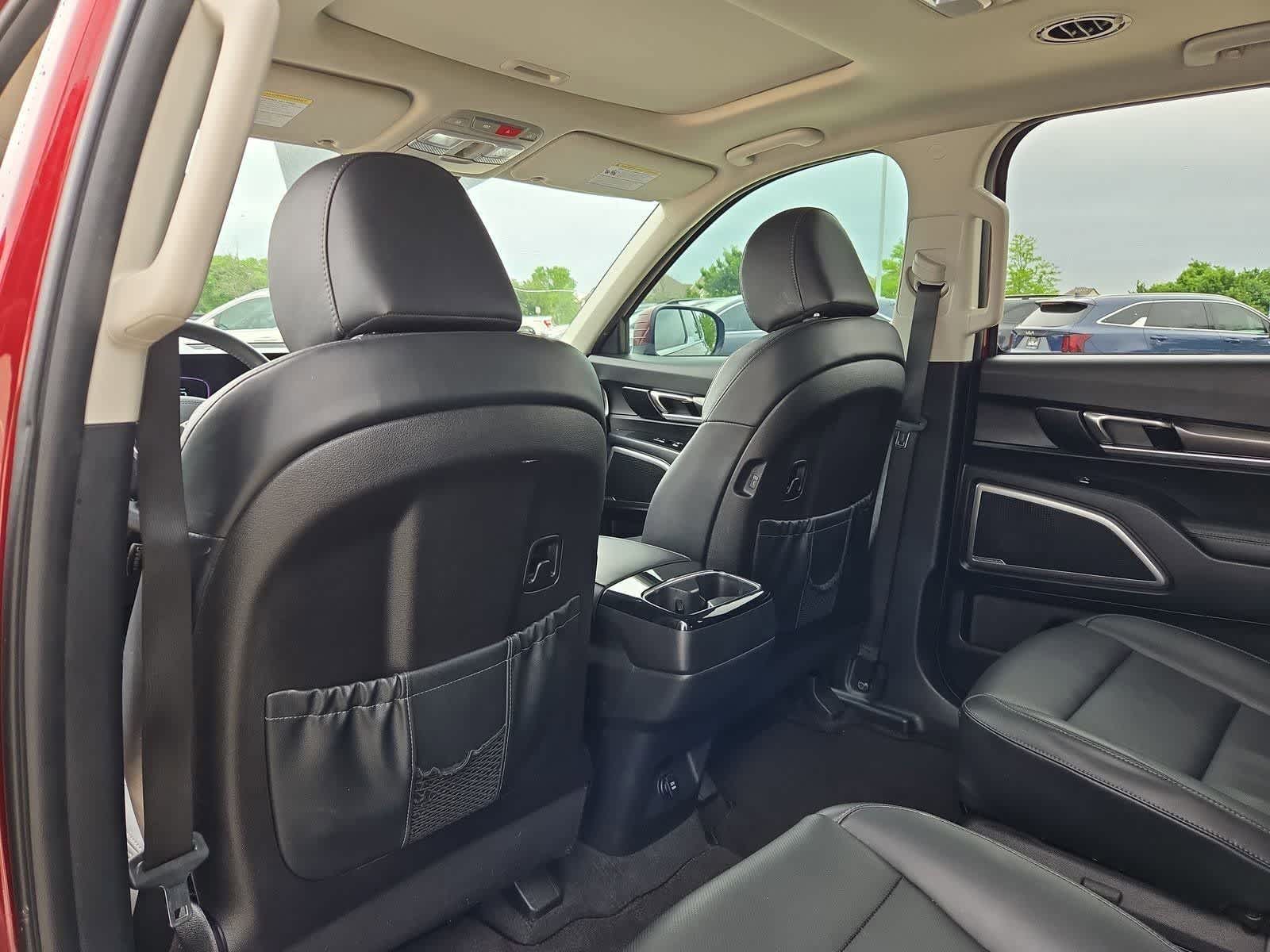 Thumbnail: 2024 Kia Telluride - 16