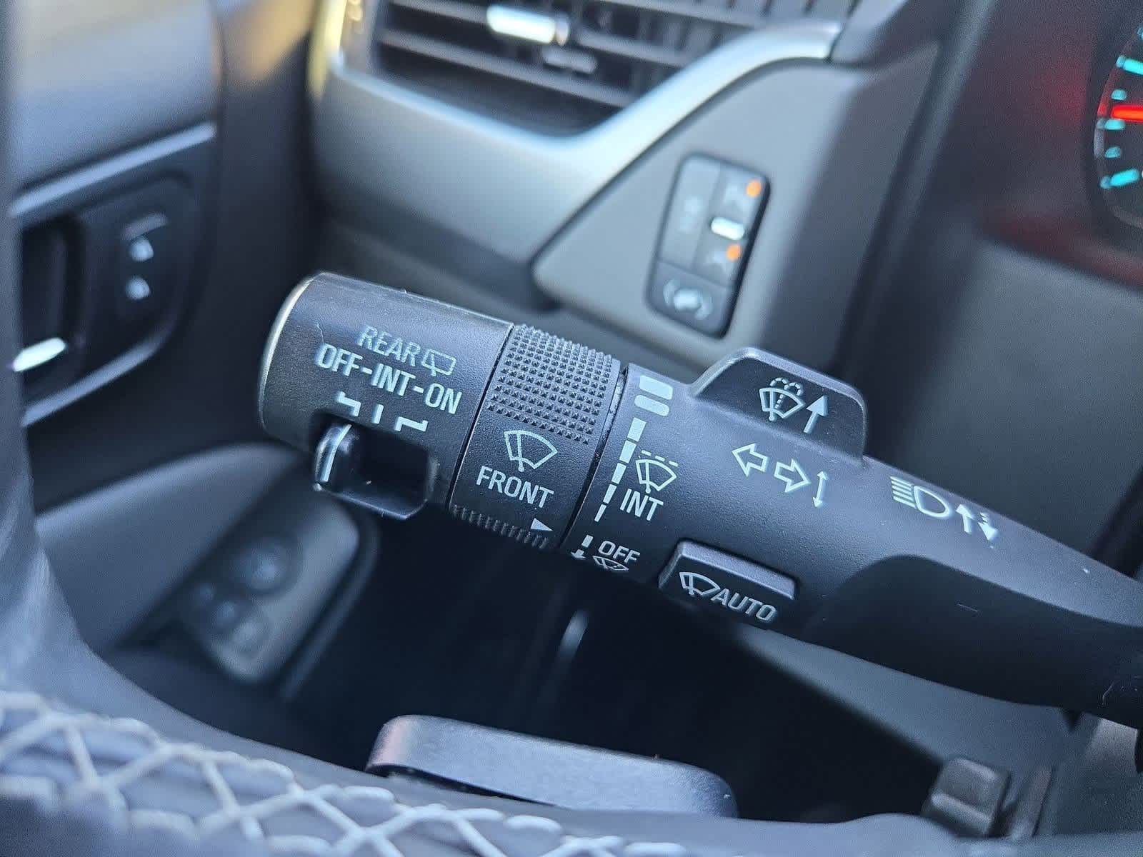 Thumbnail: 2017 Chevrolet Suburban - 25