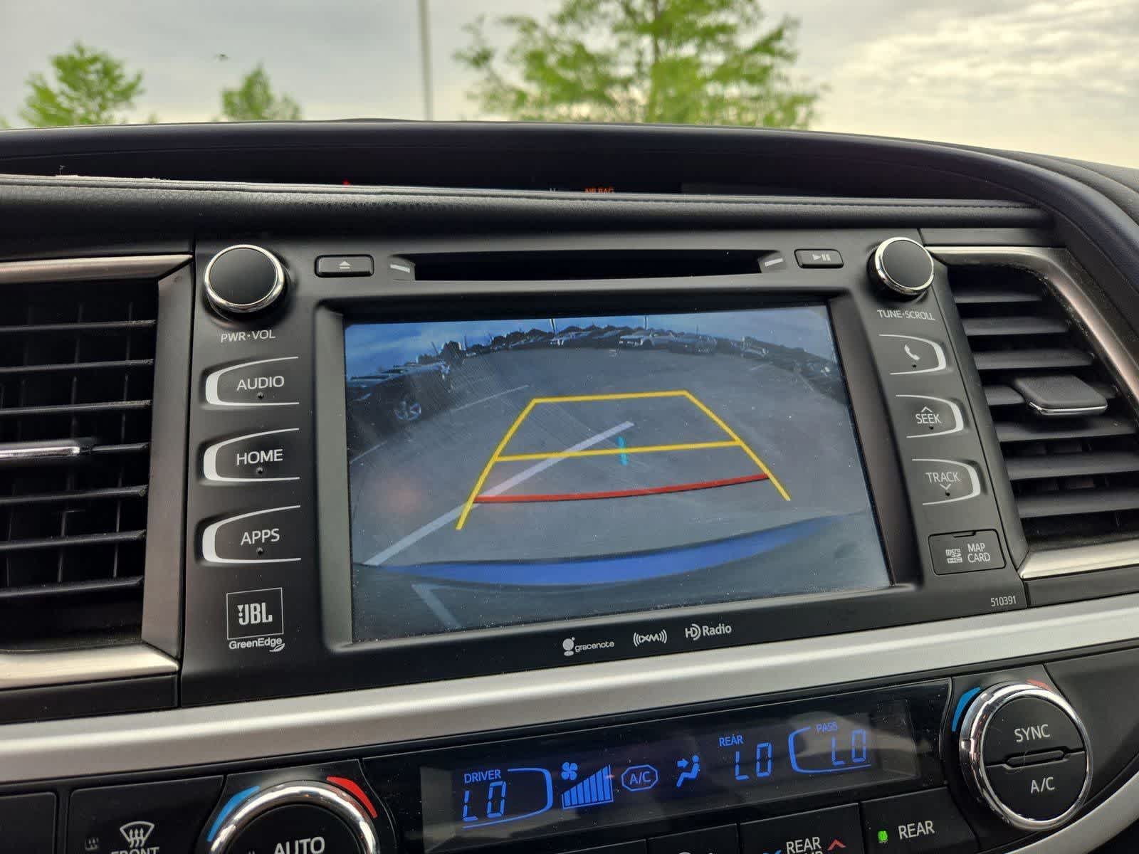 Thumbnail: 2019 Toyota Highlander - 30