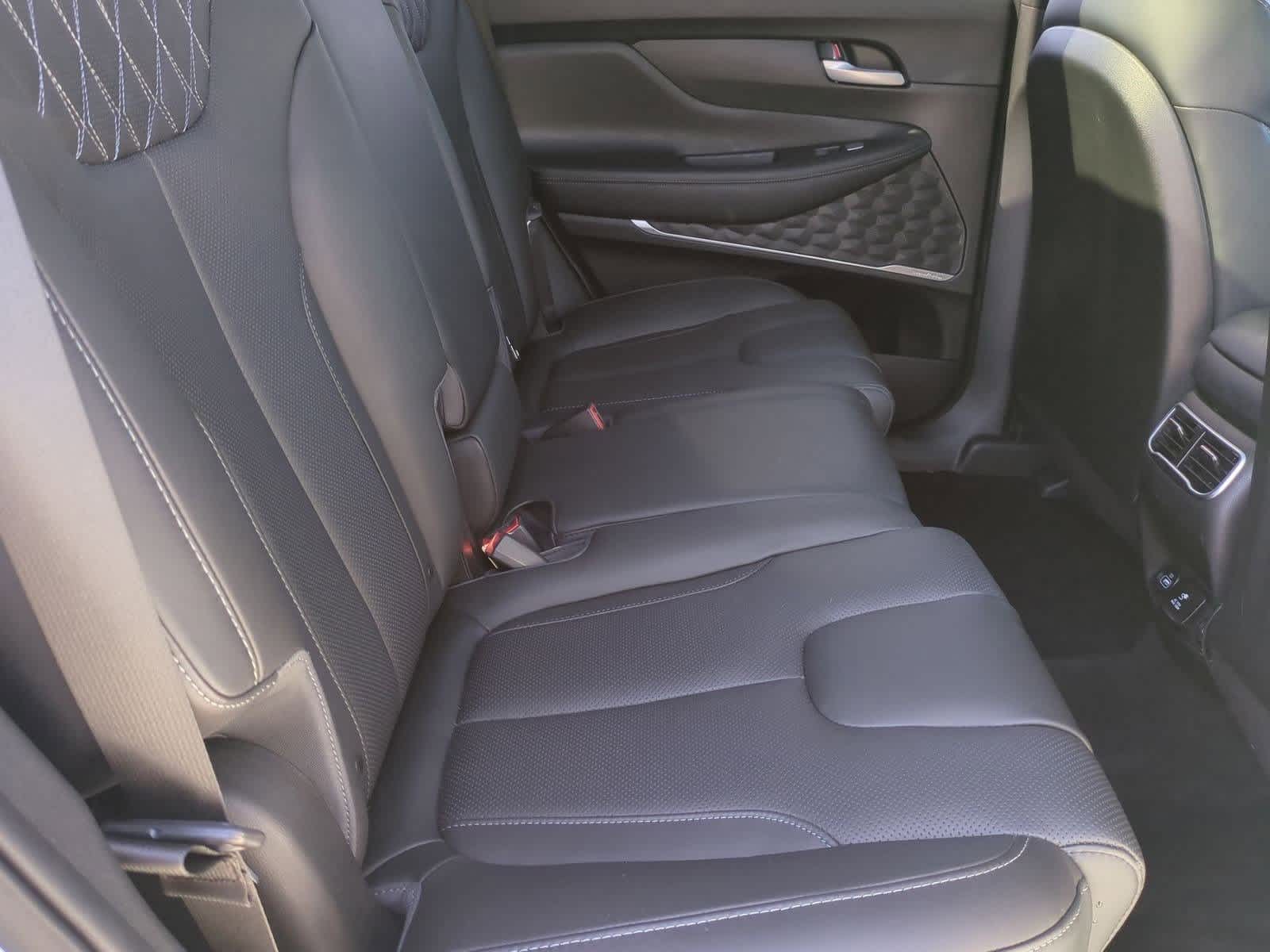 Thumbnail: 2023 Hyundai Santa Fe - 20