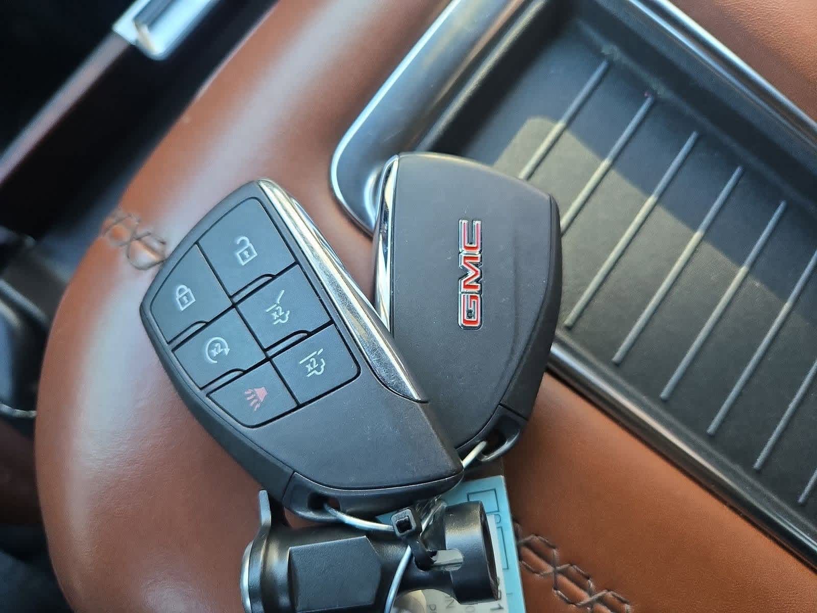 Thumbnail: 2023 GMC Yukon XL - 37