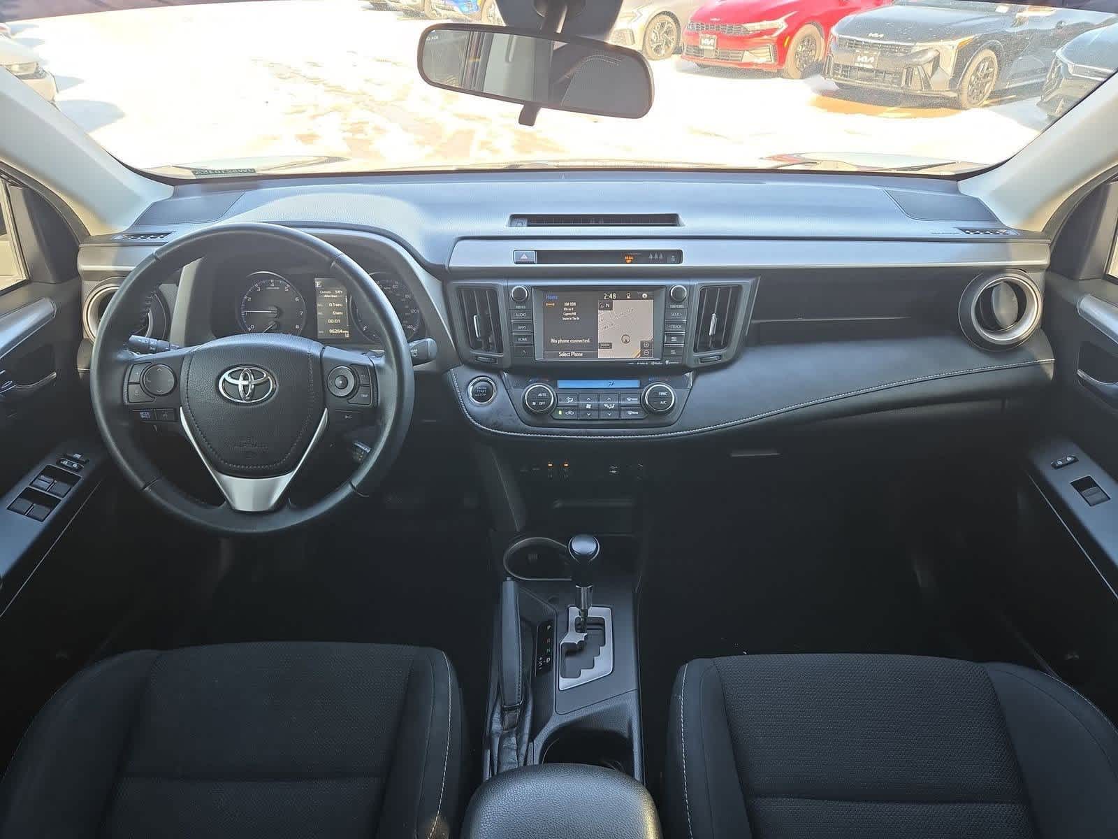 Thumbnail: 2018 Toyota RAV4 - 15