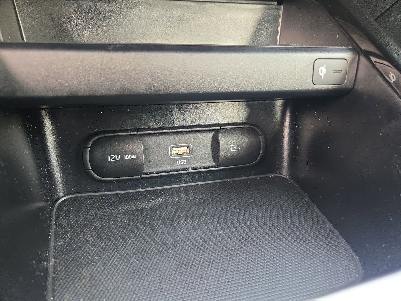 Thumbnail: 2023 Kia Forte - 33