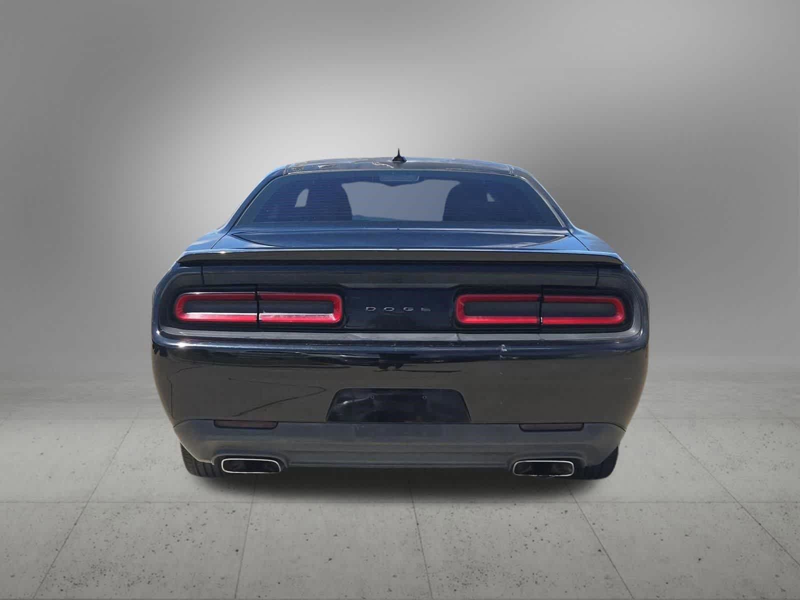 Thumbnail: 2017 Dodge Challenger - 5