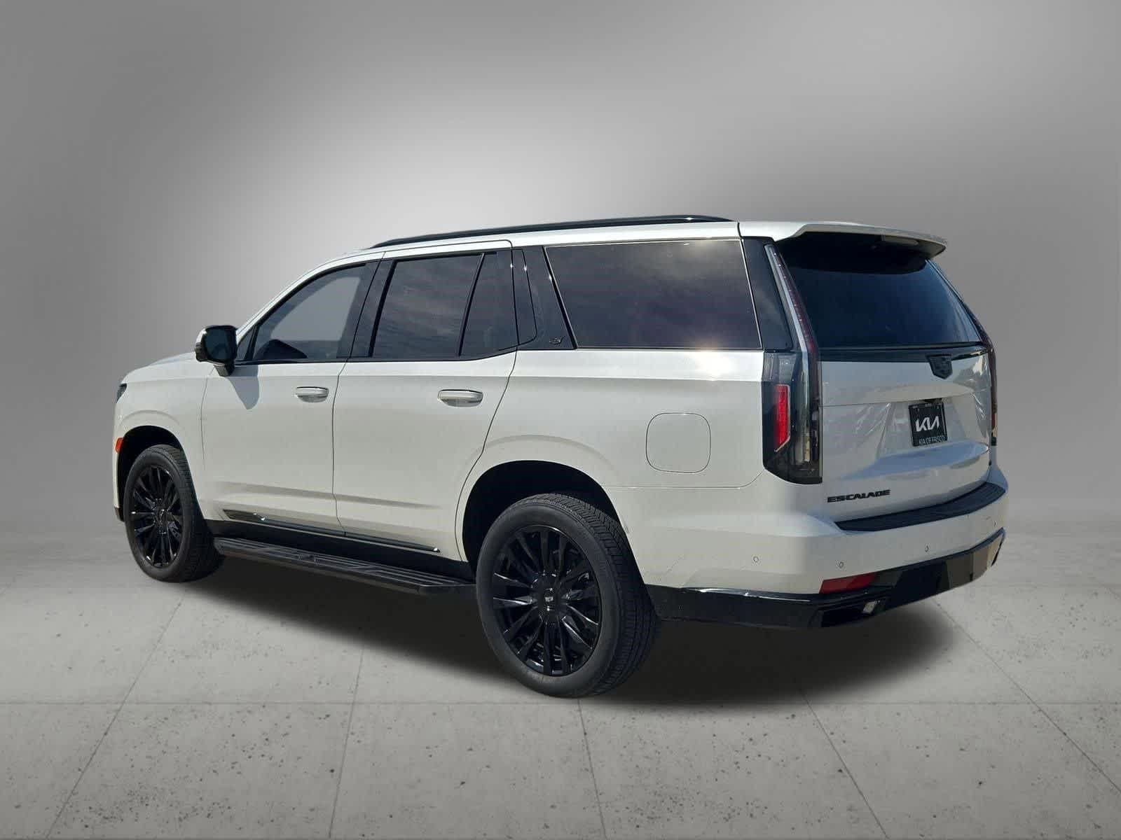 Thumbnail: 2021 Cadillac Escalade - 4