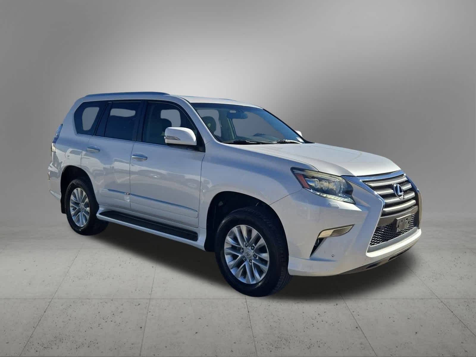 Thumbnail: 2014 Lexus GX - 8