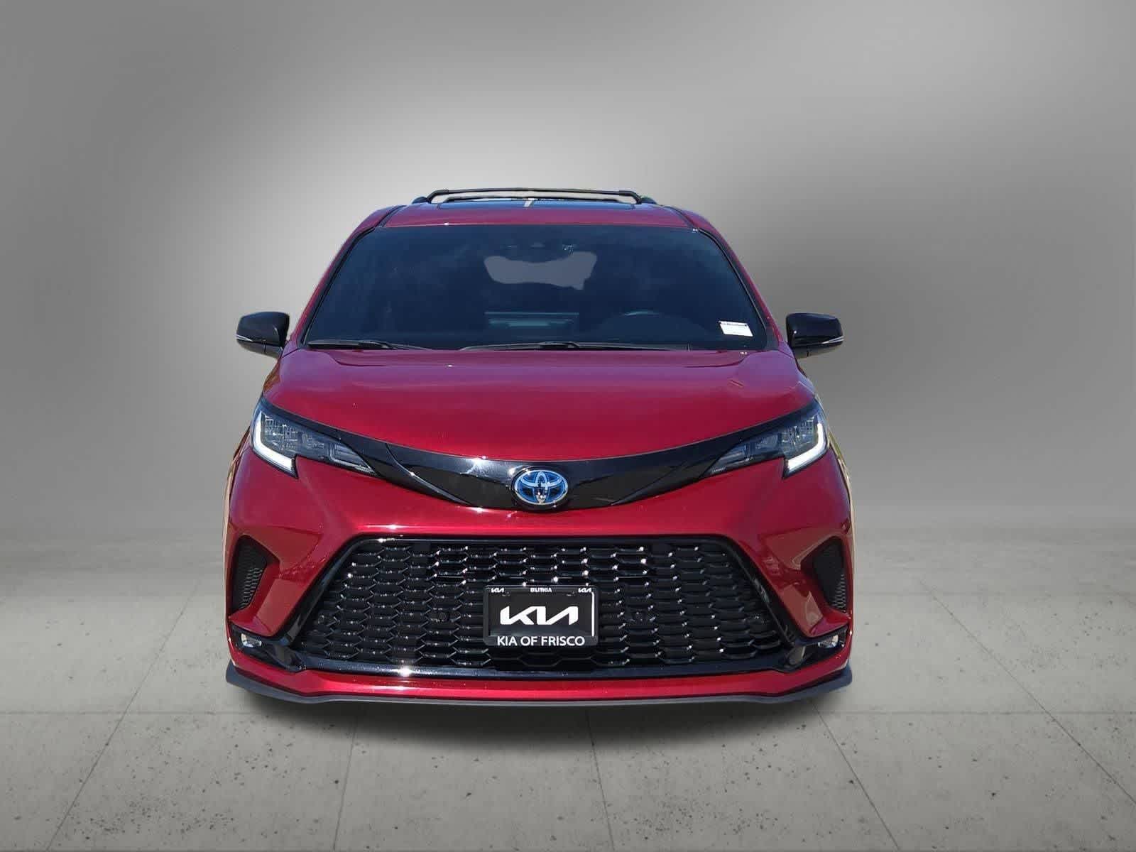 Thumbnail: 2025 Toyota Sienna - 9