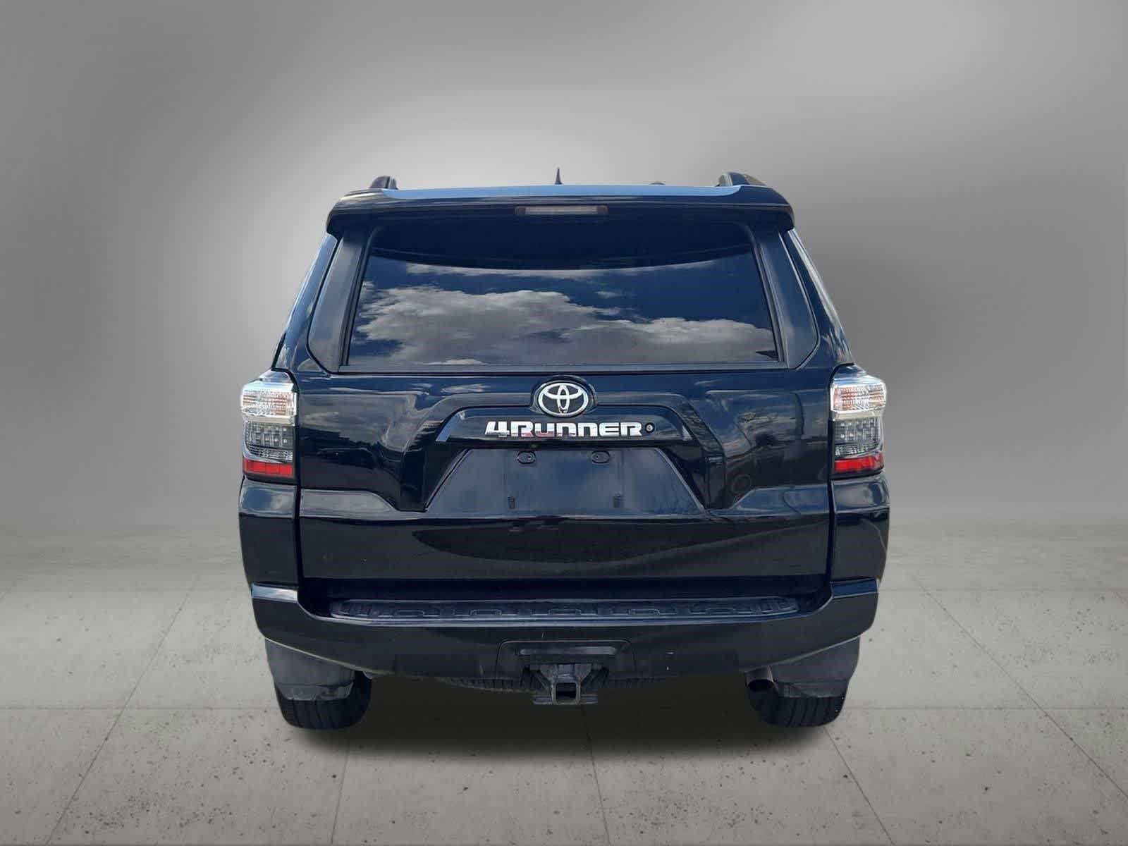Thumbnail: 2021 Toyota 4Runner - 4
