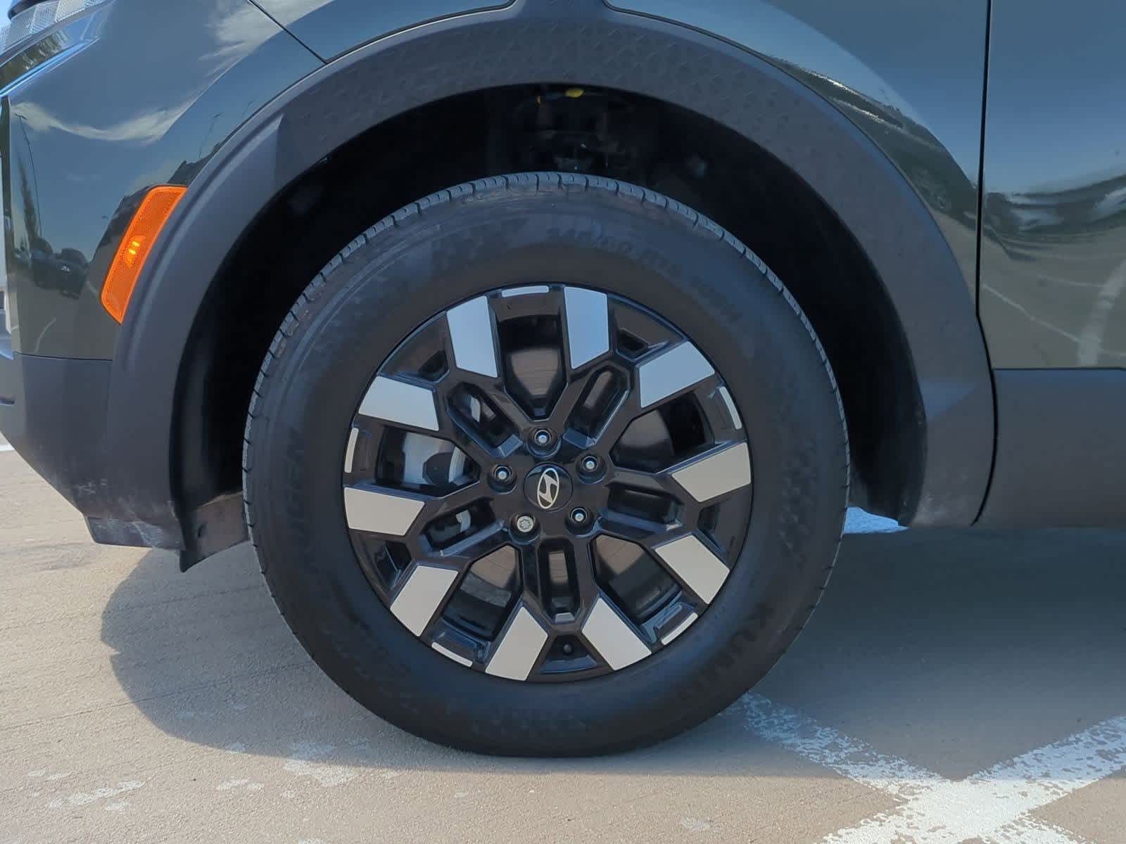 Thumbnail: 2025 Hyundai Santa Cruz - 13