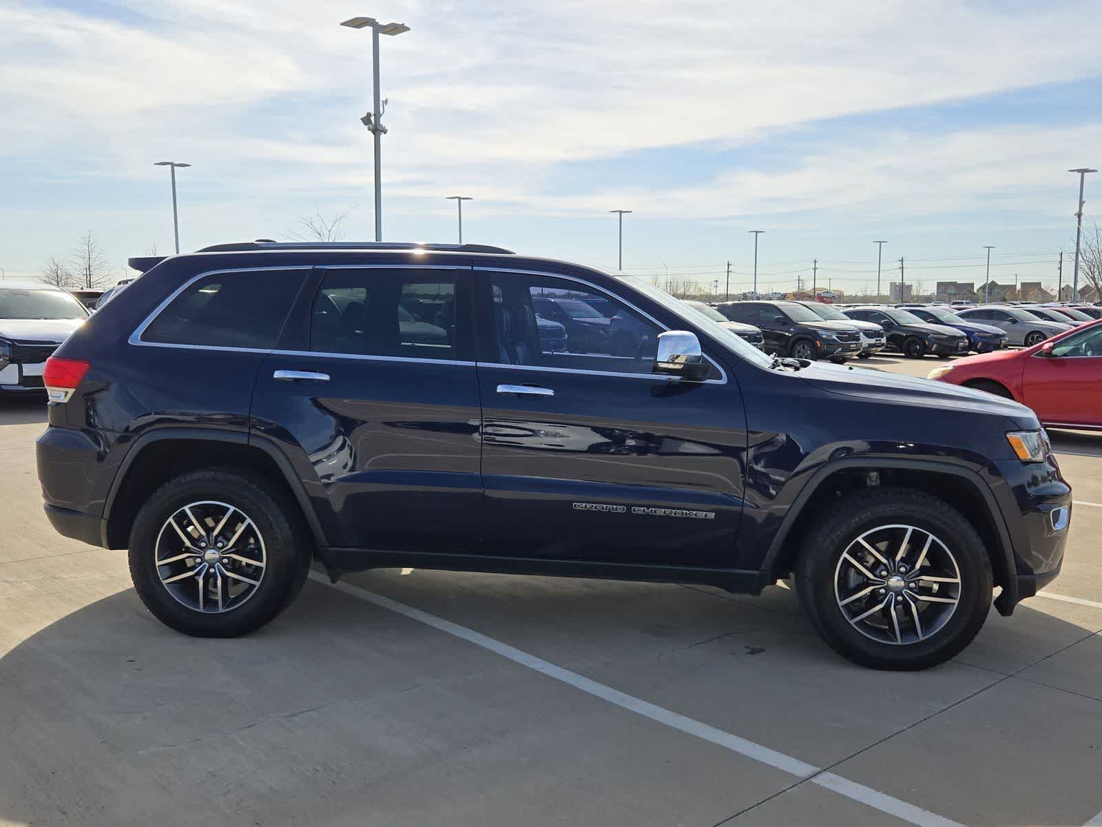 Thumbnail: 2018 Jeep Grand Cherokee - 7