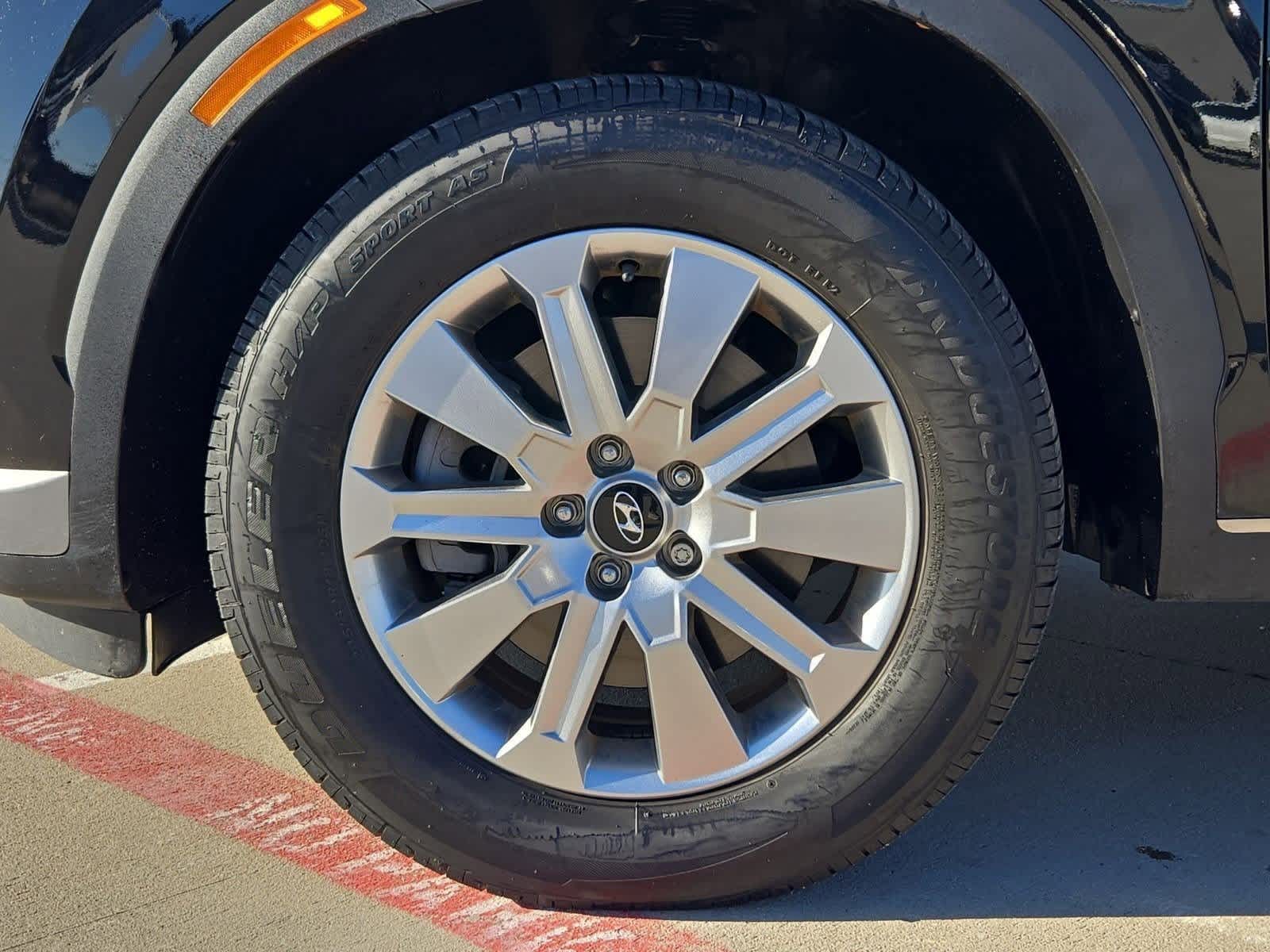 Thumbnail: 2023 Hyundai Palisade - 13