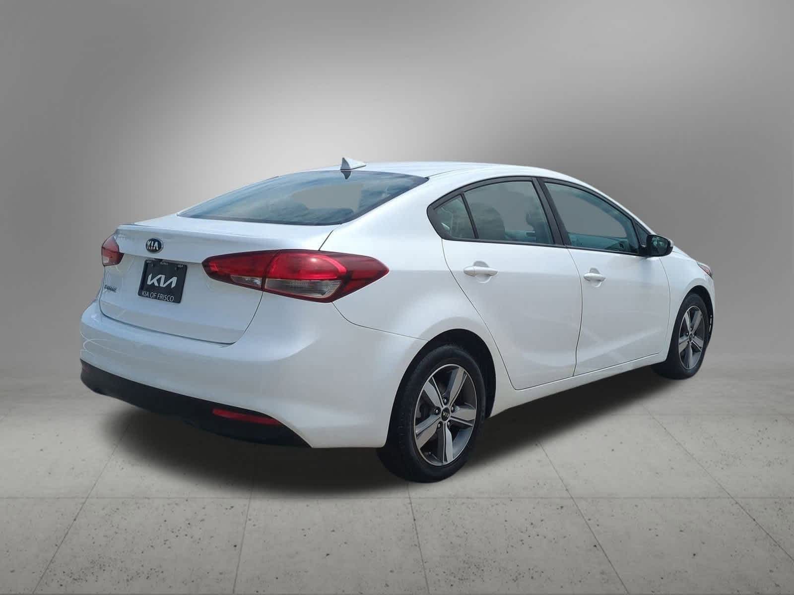 Thumbnail: 2018 Kia Forte - 6
