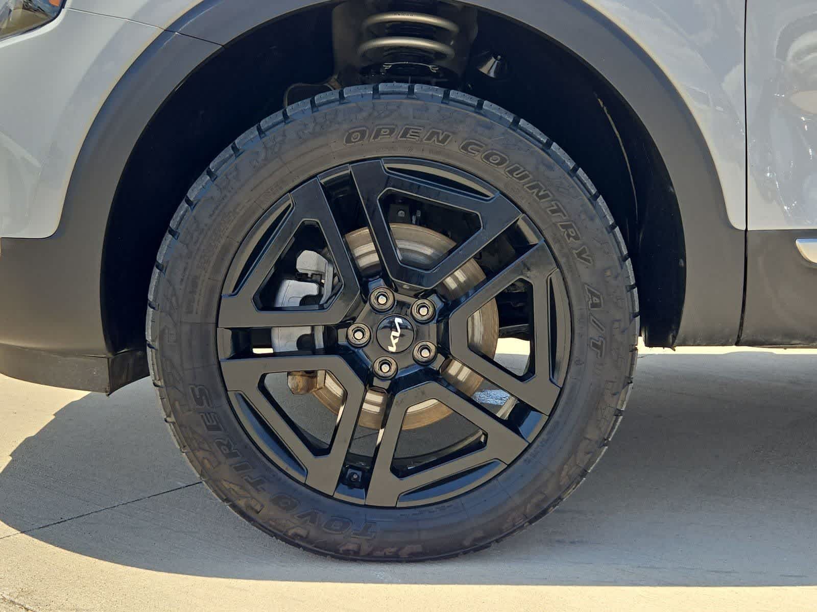 Thumbnail: 2023 Kia Telluride - 11