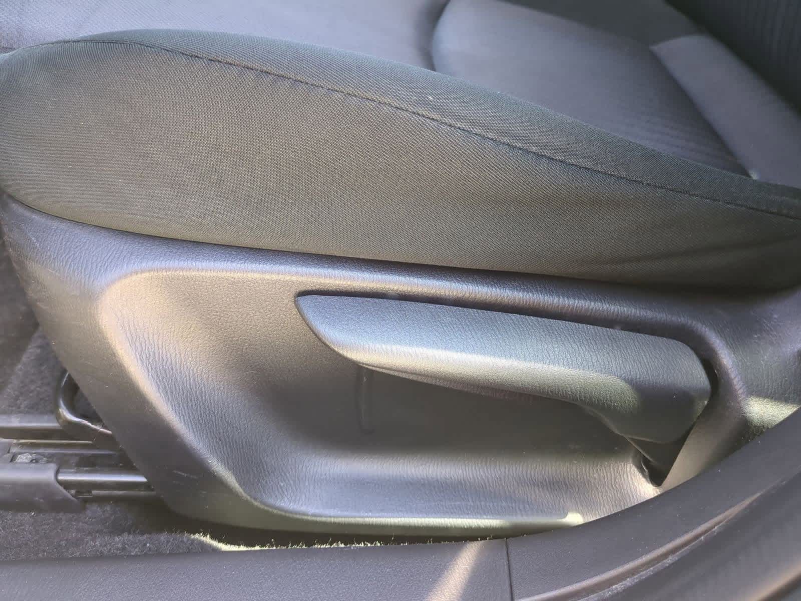 Thumbnail: 2016 Mazda Mazda3 - 16