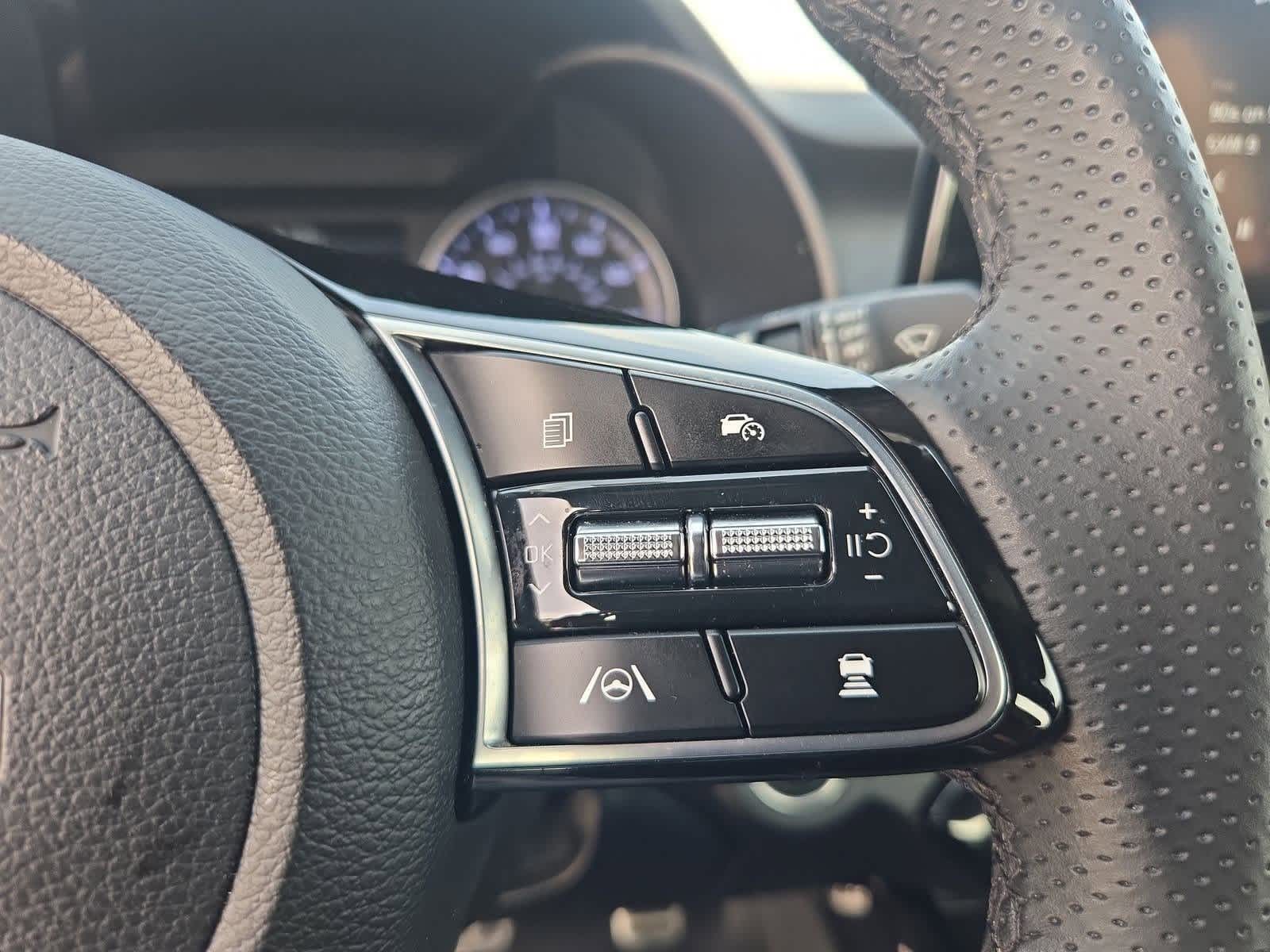 Thumbnail: 2023 Kia Forte - 26