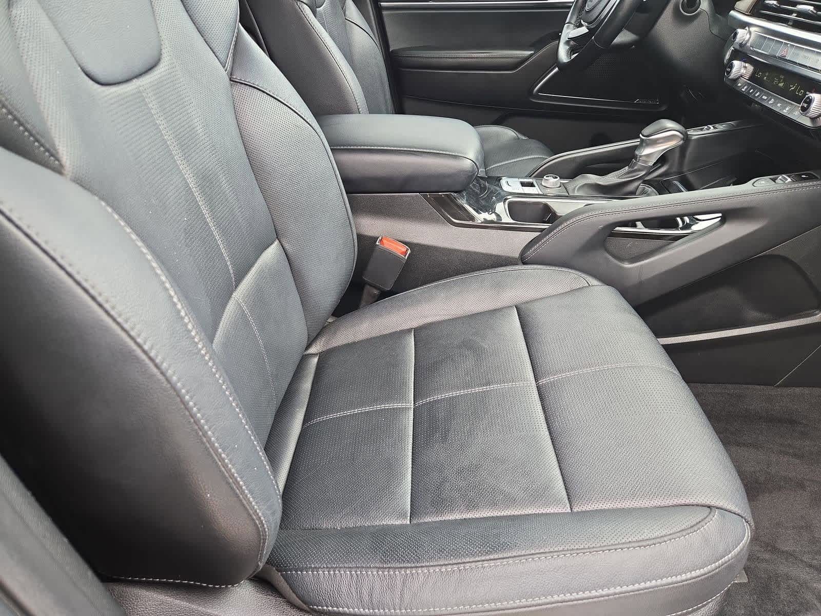 Thumbnail: 2021 Kia Telluride - 21