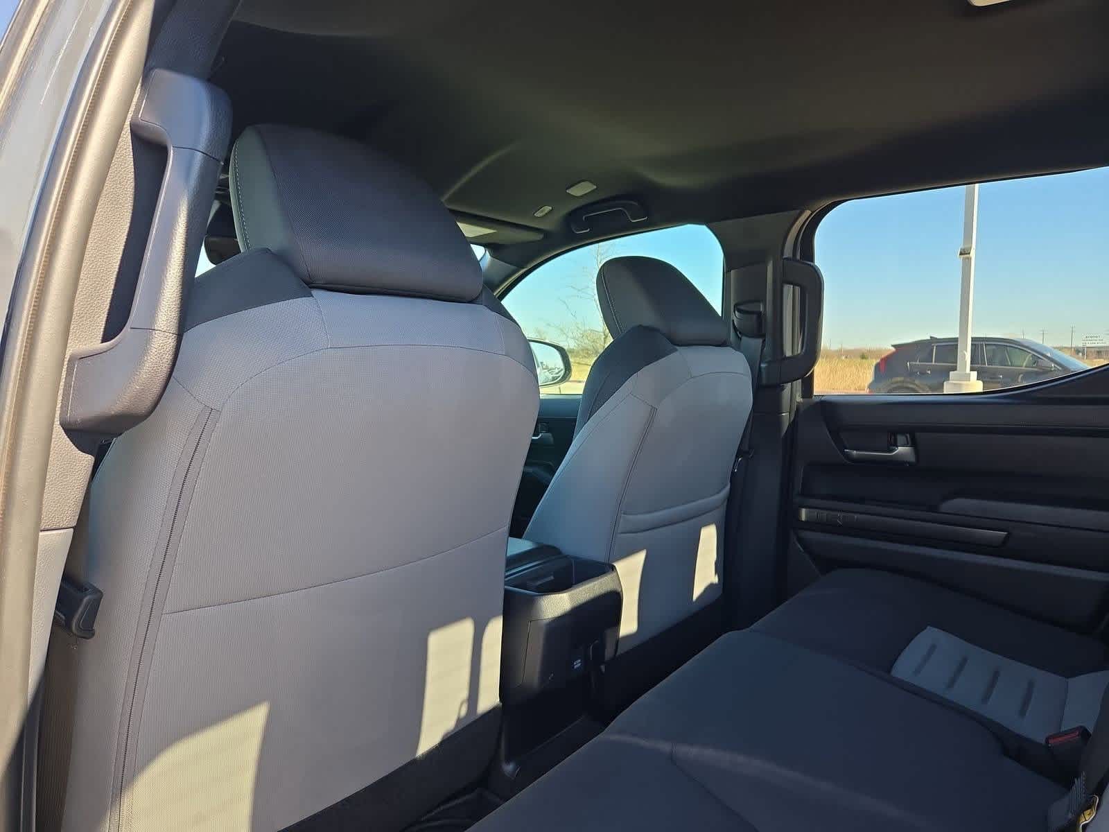 Thumbnail: 2024 Toyota Tacoma - 17