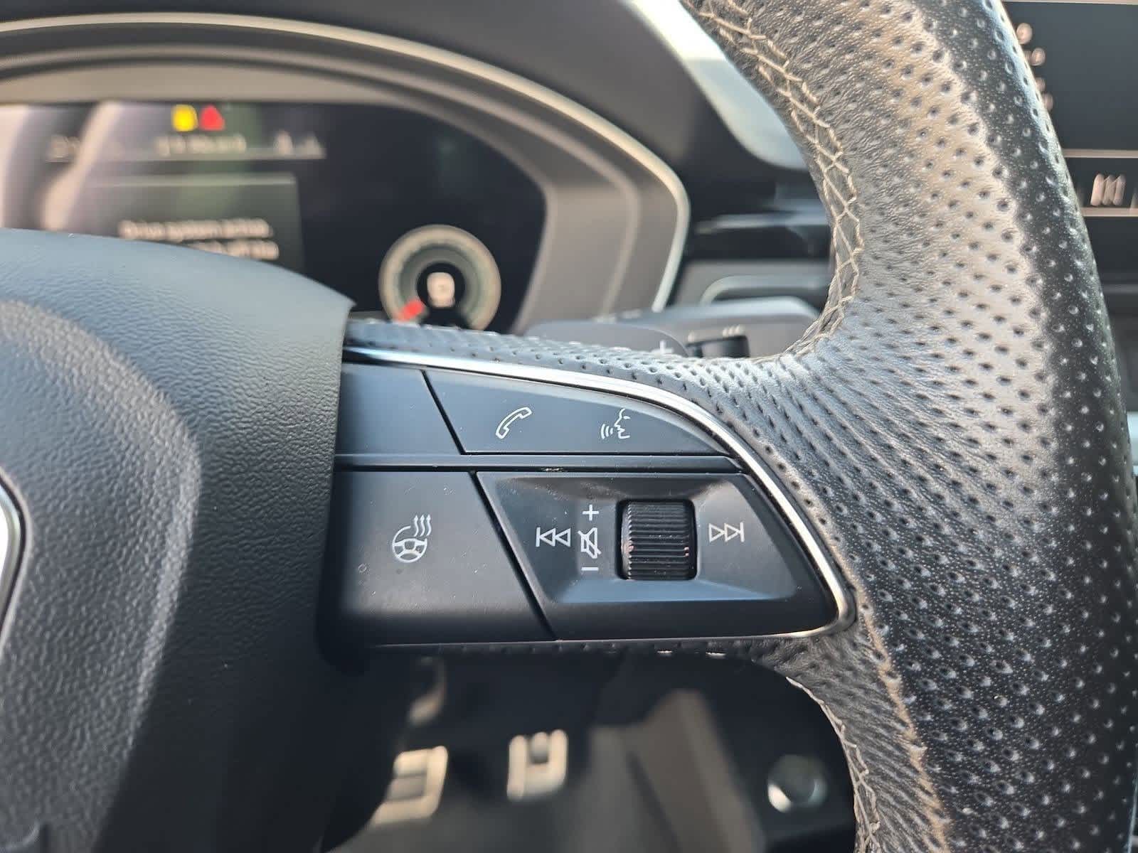 Thumbnail: 2023 Audi A4 - 25