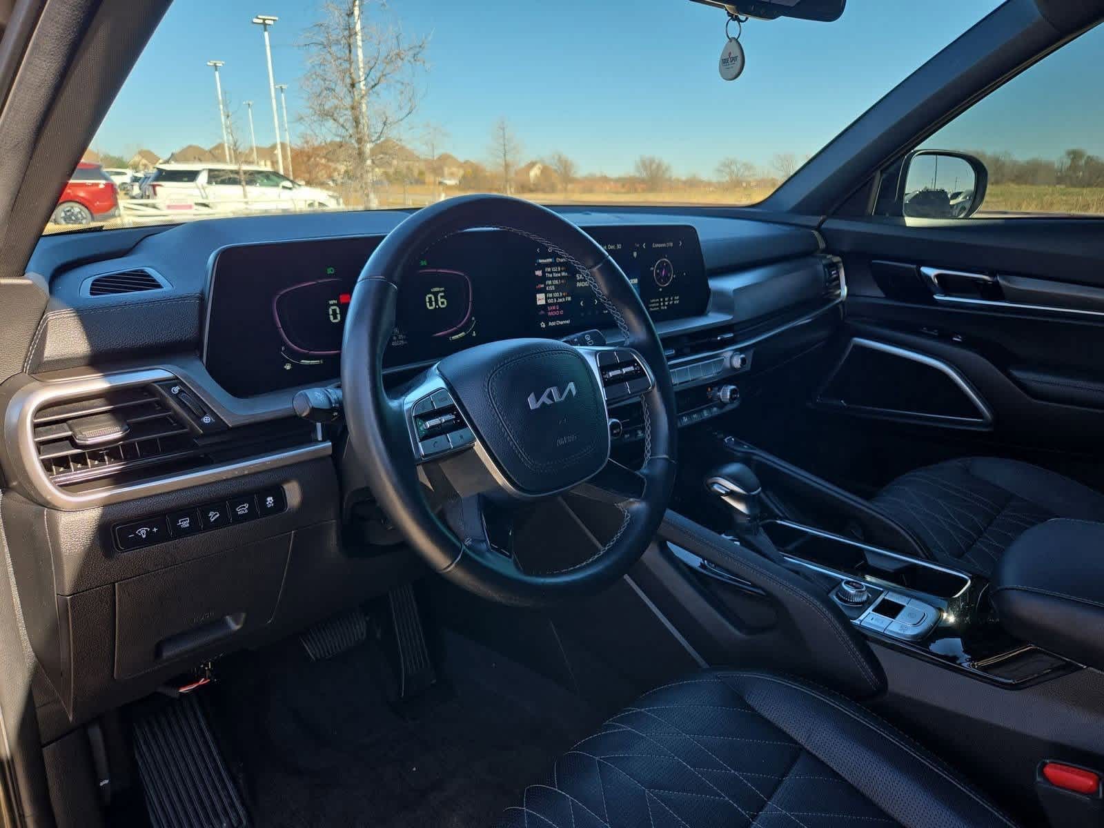 Thumbnail: 2023 Kia Telluride - 2