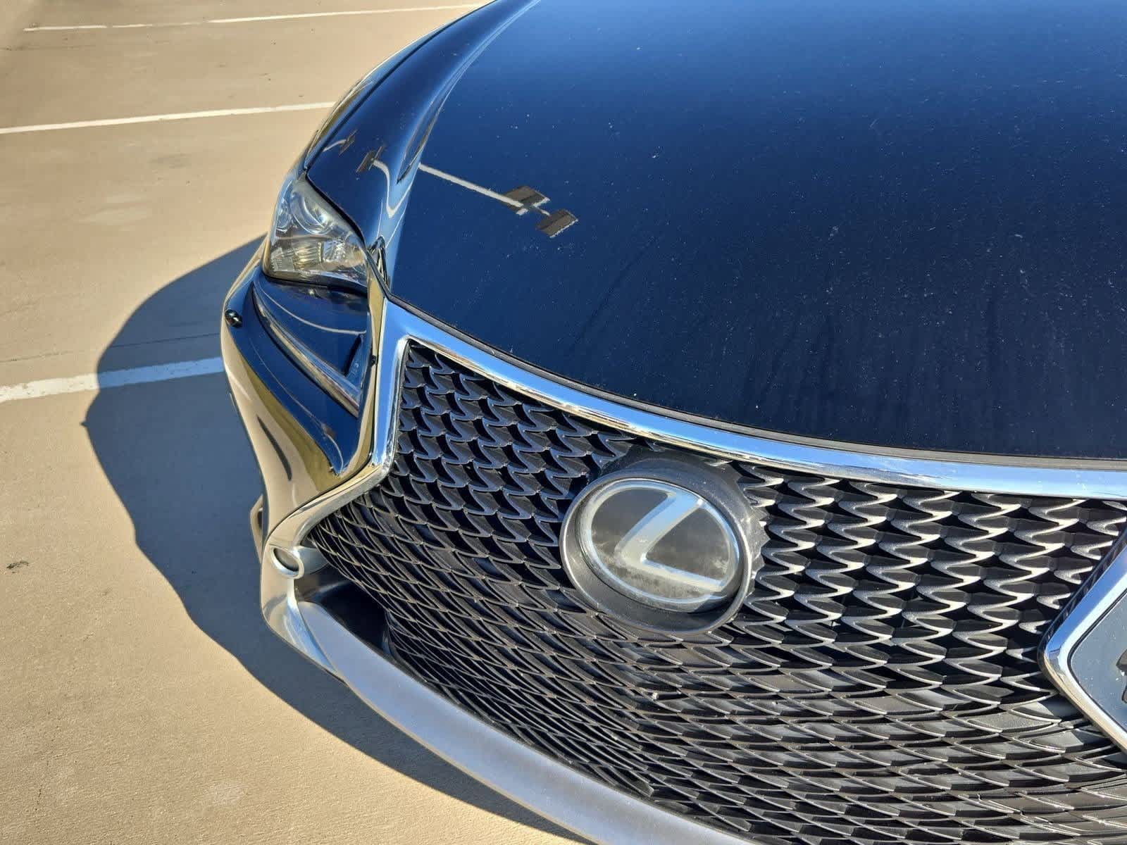 Thumbnail: 2016 Lexus RC - 10