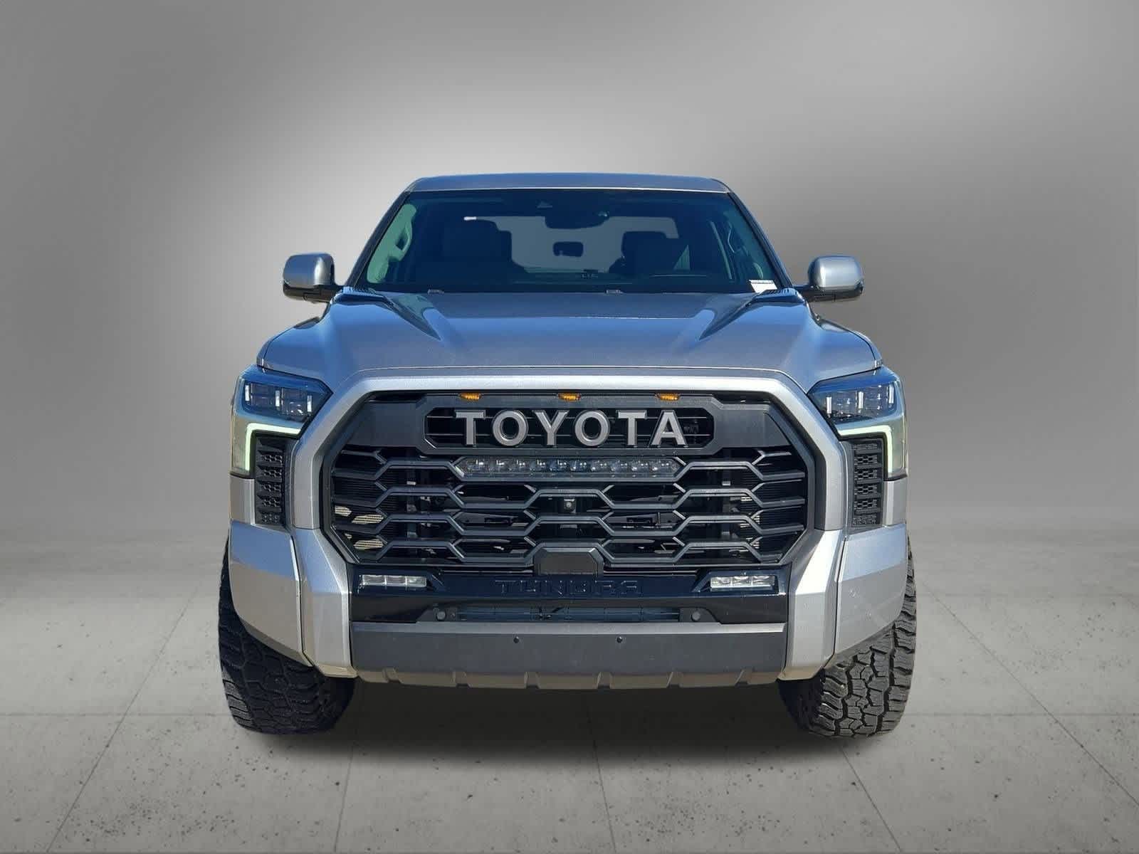 Thumbnail: 2024 Toyota Tundra - 9