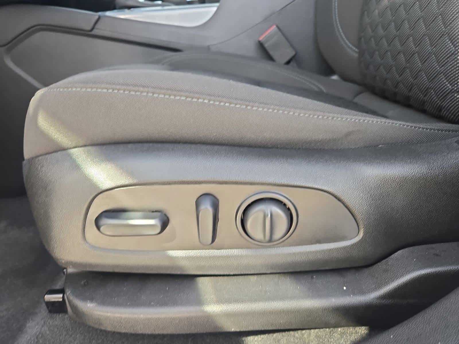 Thumbnail: 2021 Chevrolet Blazer - 17