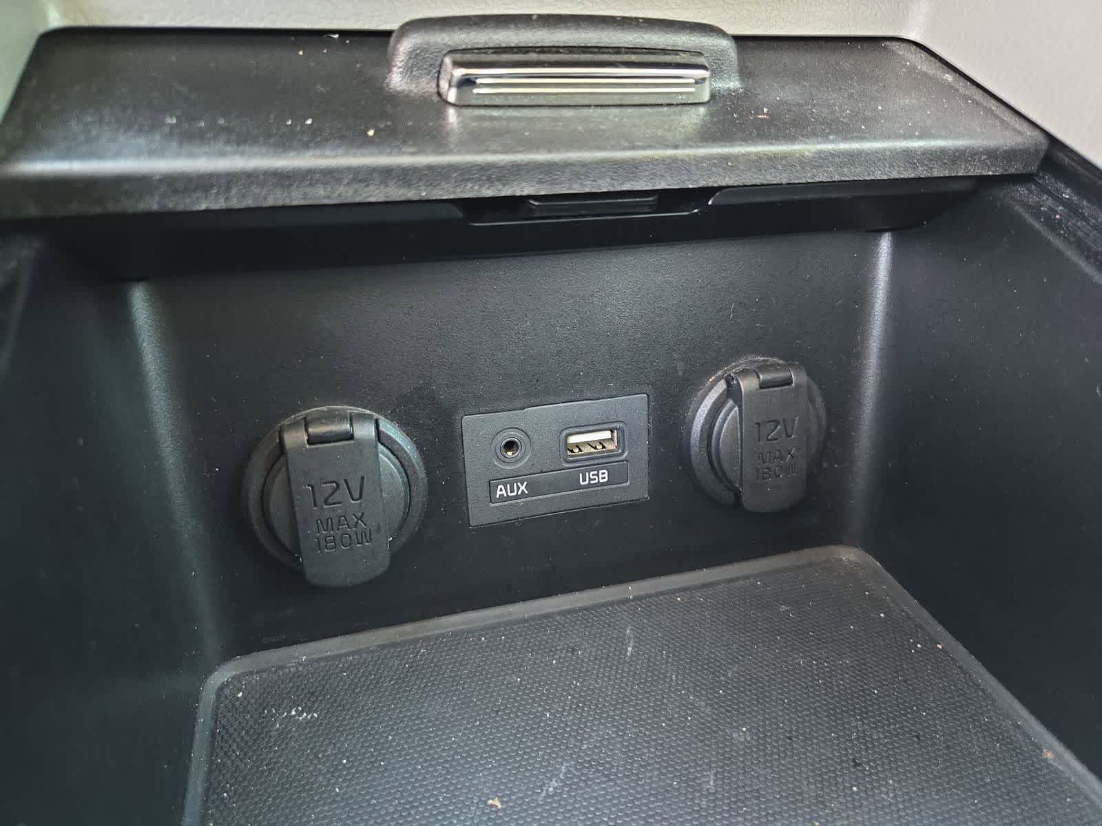 Thumbnail: 2015 Kia Forte - 26