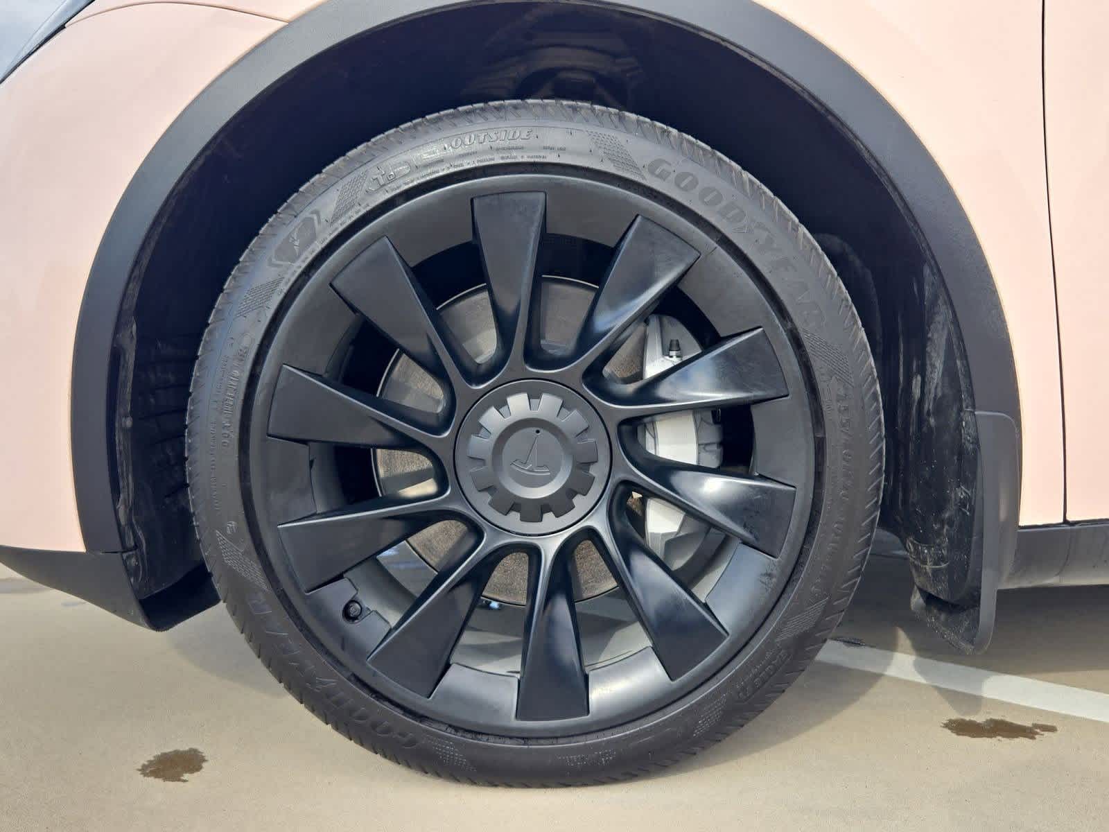 Thumbnail: 2025 Tesla Model Y - 11