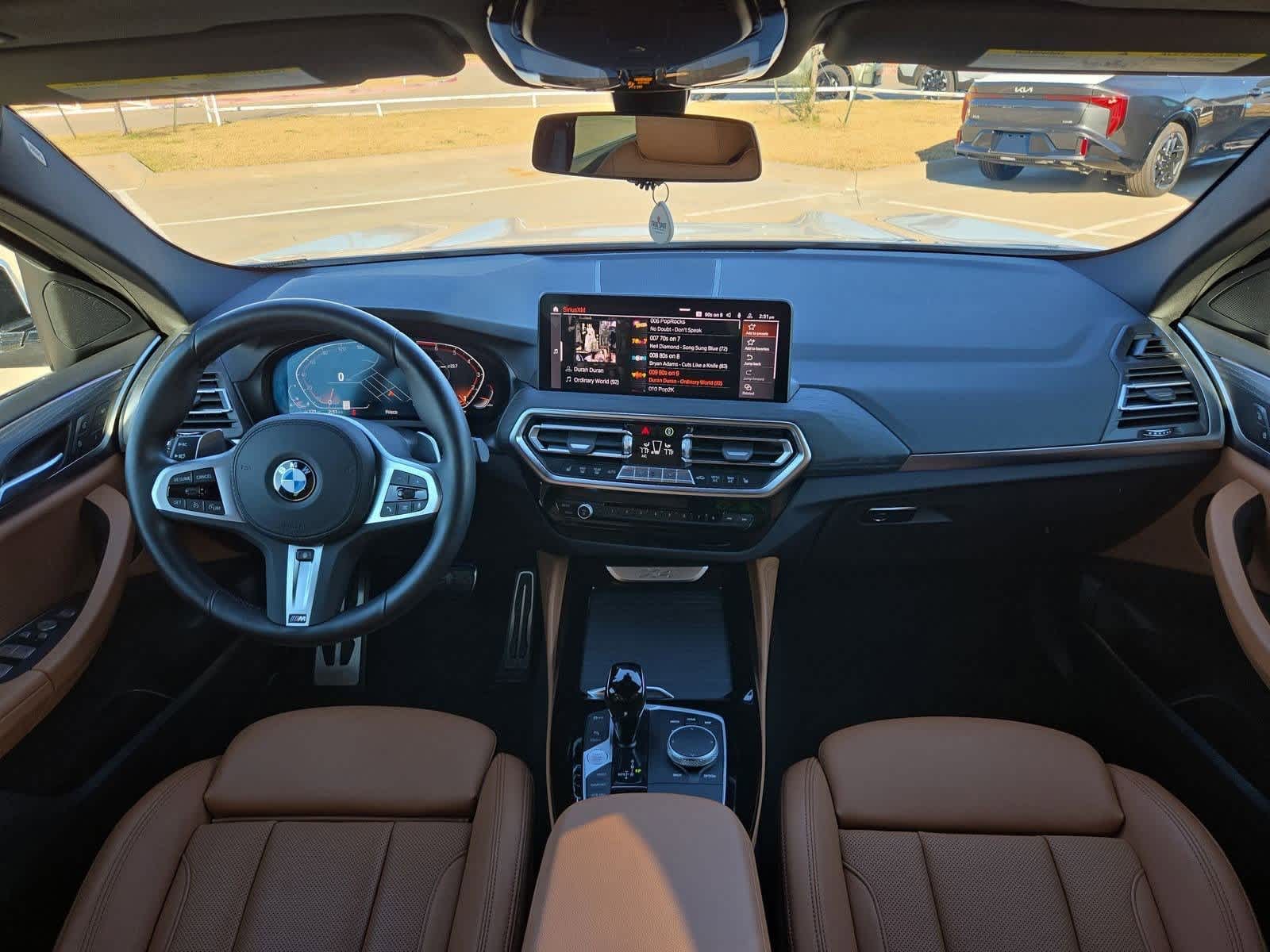 Thumbnail: 2023 BMW X4 - 14