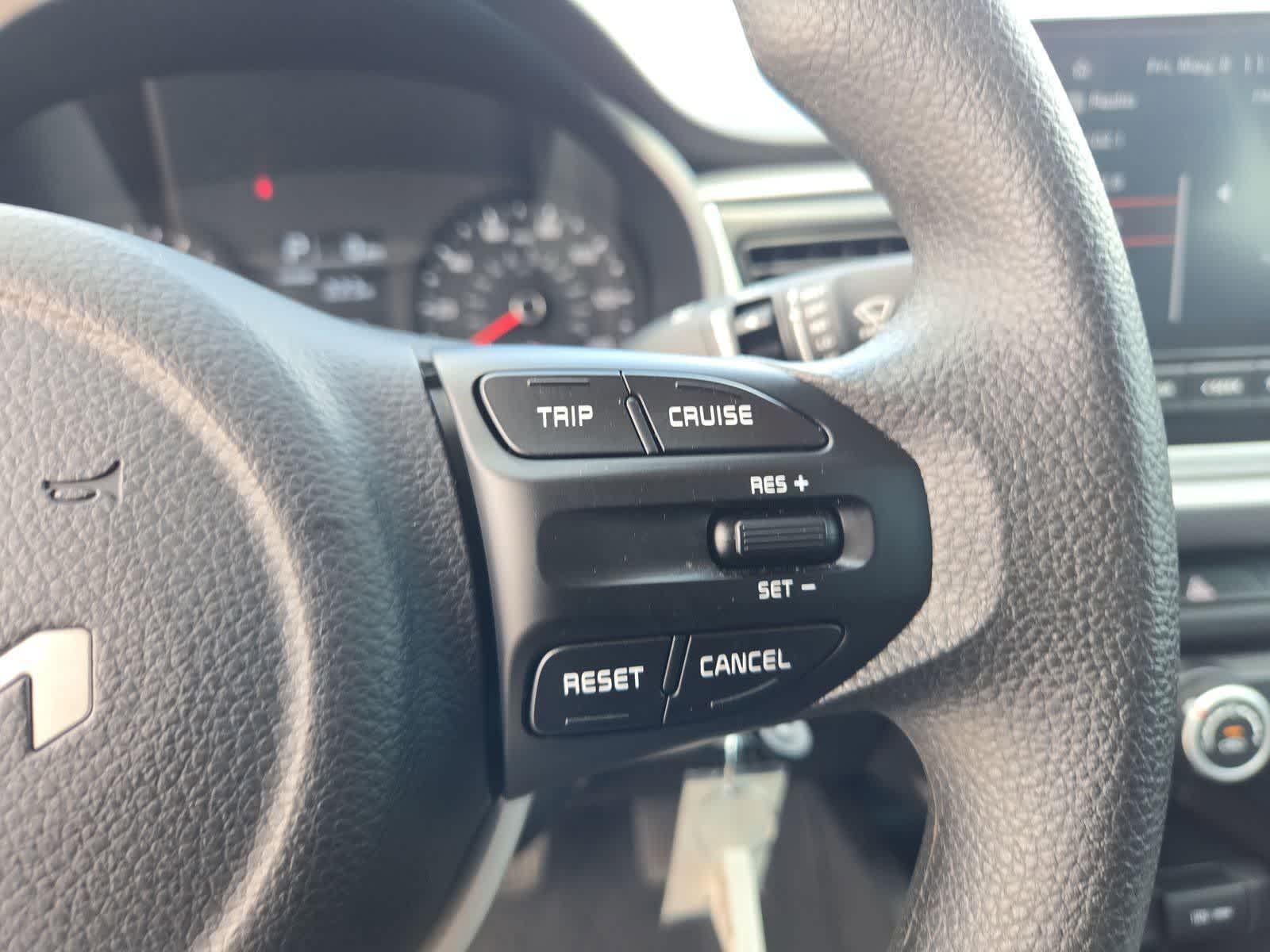 Thumbnail: 2023 Kia Rio - 23