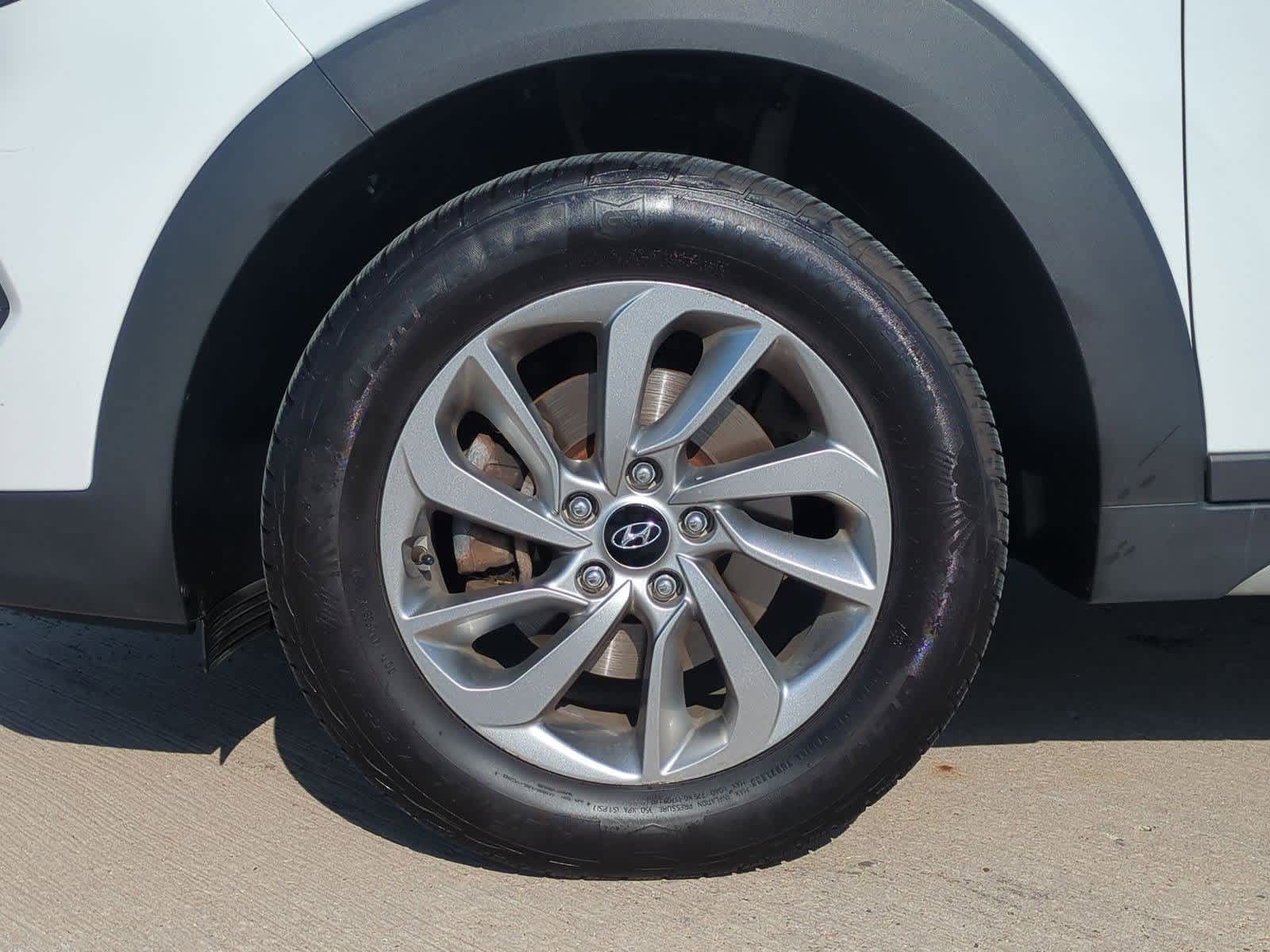 Thumbnail: 2018 Hyundai Tucson - 12