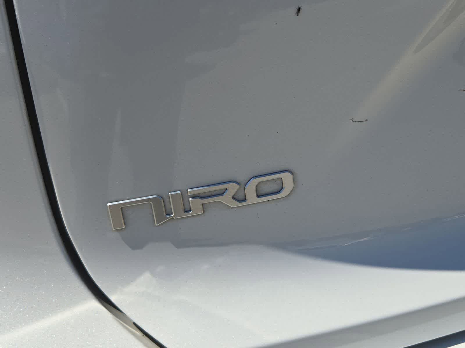 Thumbnail: 2024 Kia Niro - 11