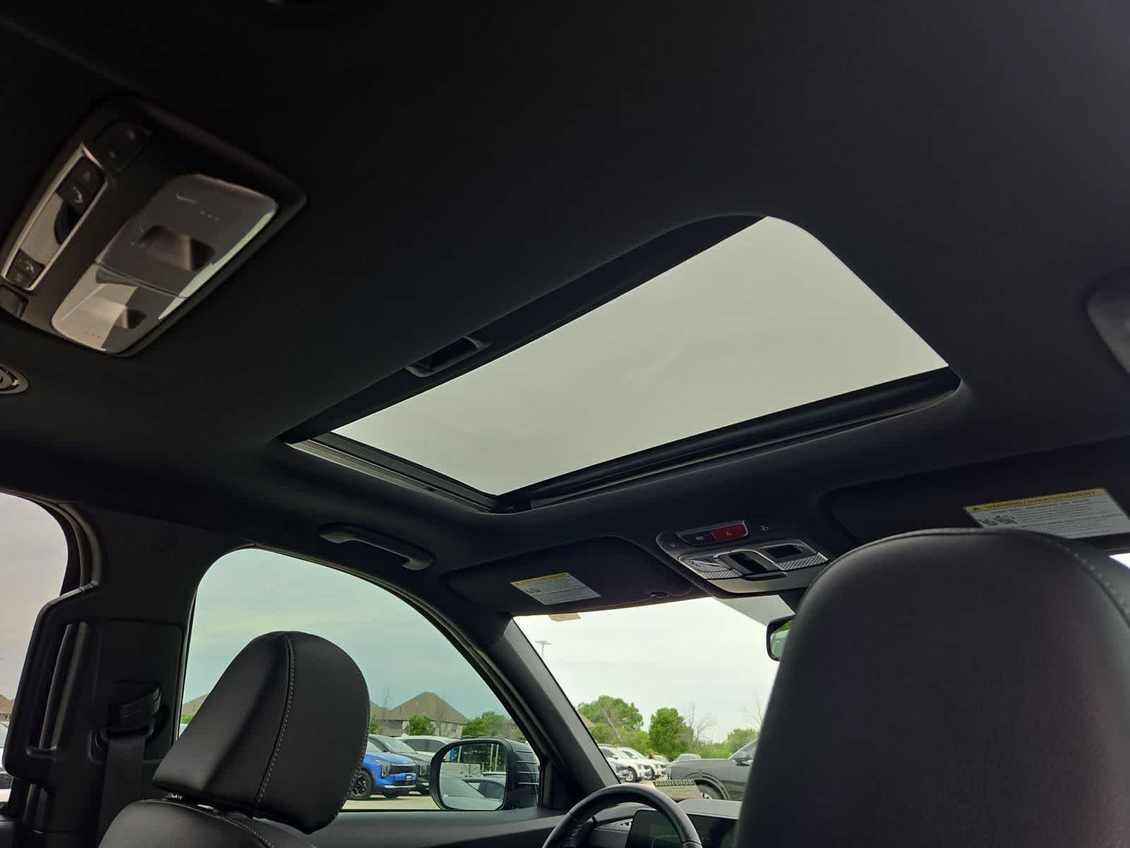 Thumbnail: 2025 Kia Telluride - 21