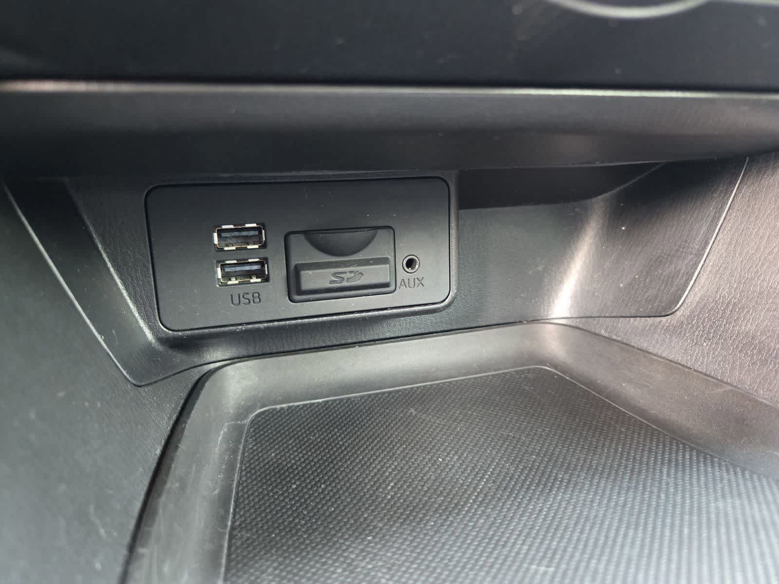 Thumbnail: 2016 Mazda Mazda3 - 29