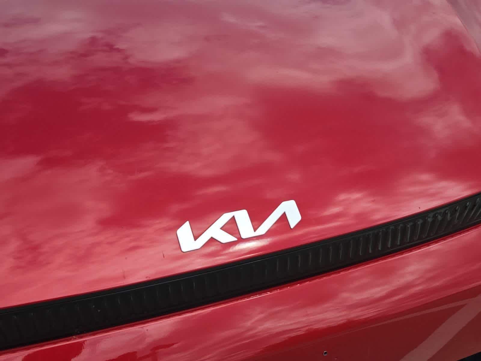 Thumbnail: 2024 Kia EV6 - 11