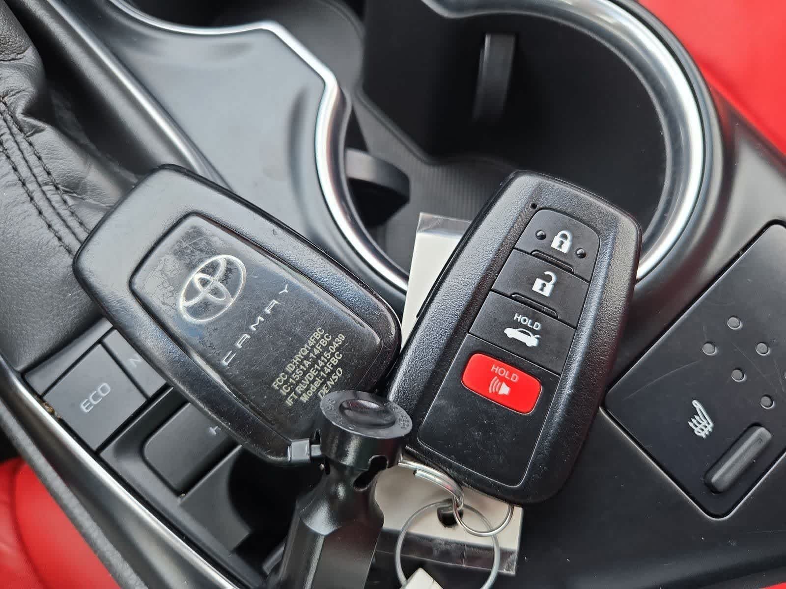 2018 Toyota Camry XSE - Photo 31